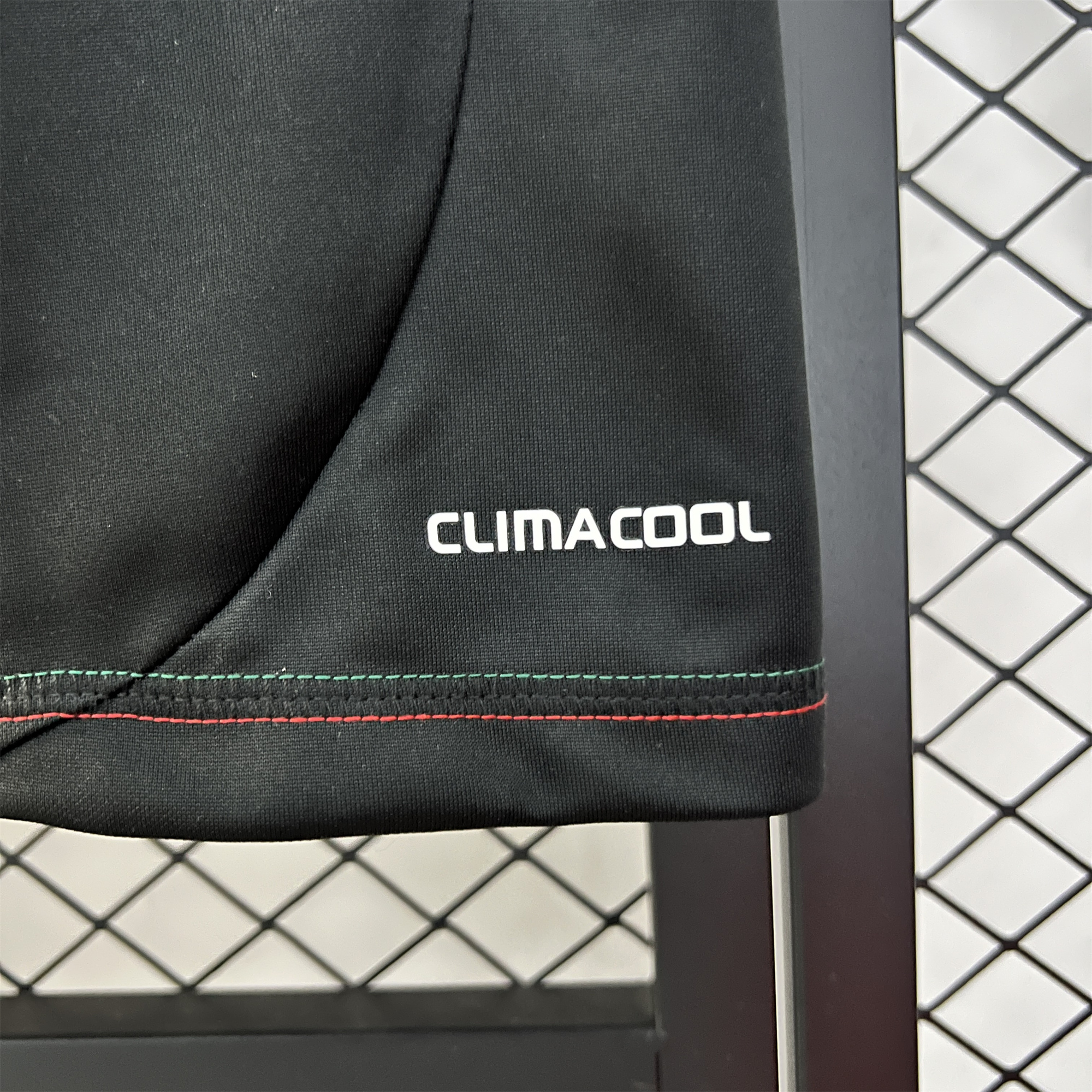 GlobeJersey-Retro AC Milan 2012-13 Third Jersey