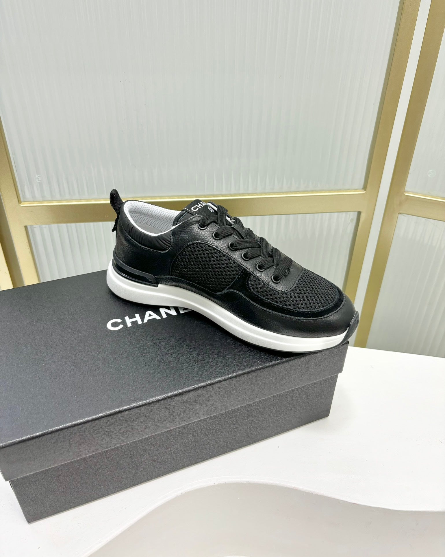 SNEAKER IN BLACK SUEDE WITH WHITE LOGO、mysite、Cacoeks