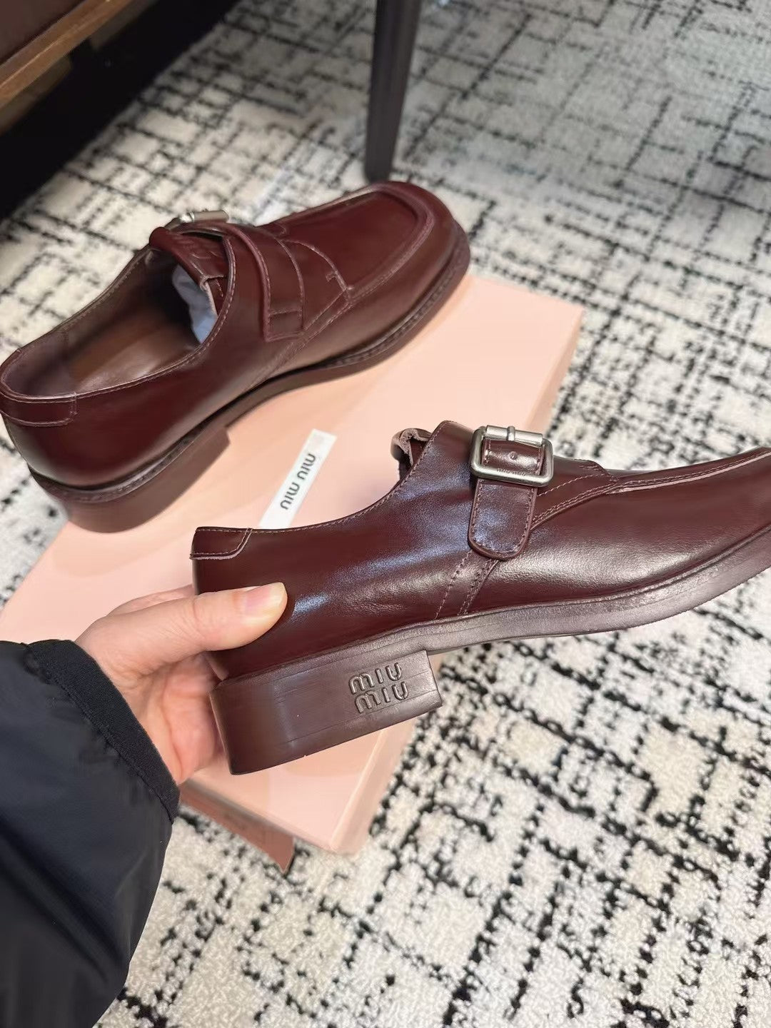 SQUARE TOE OXFORD IN SANGRIA RED SHINY CALFSKIN、mysite、Cacoeks