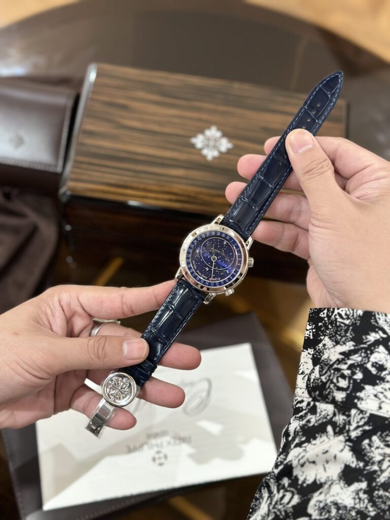 Đồng Hồ Patek Philippe Complications 6102 Replica 11 Màu Xanh Dương 44mm (1)