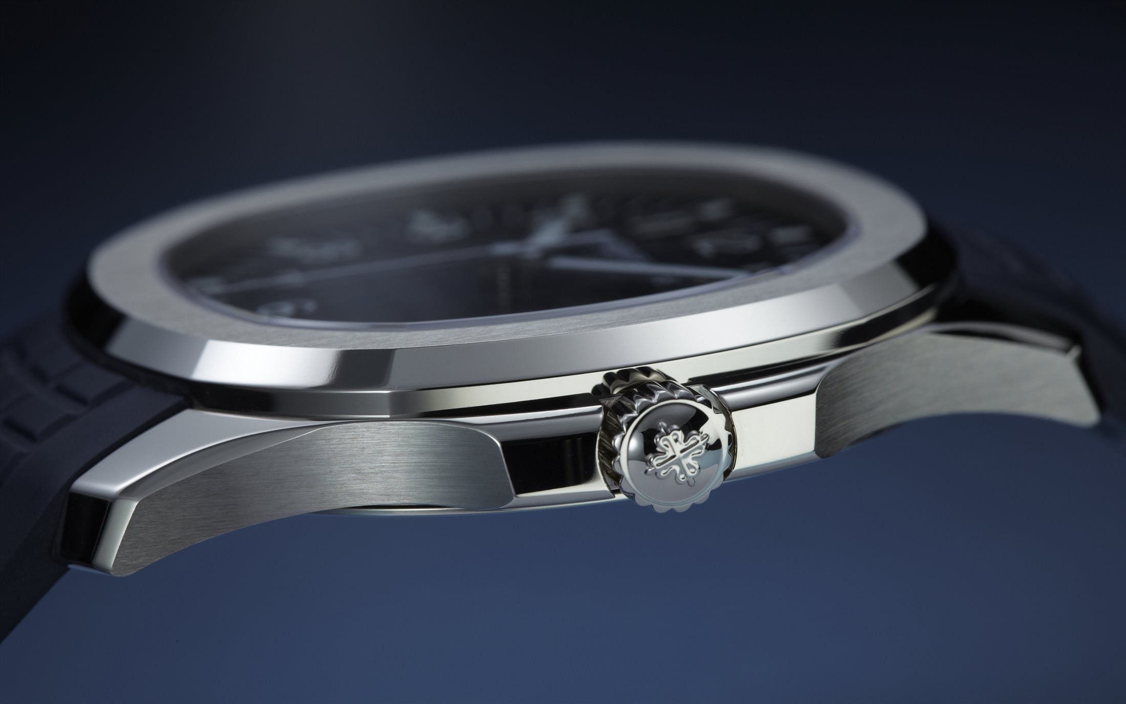 兼职  林炎: luxecystore