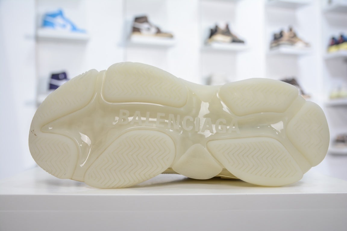 Balenciaga Triple S Sneaker in White Beige、mysite、Cacoeks