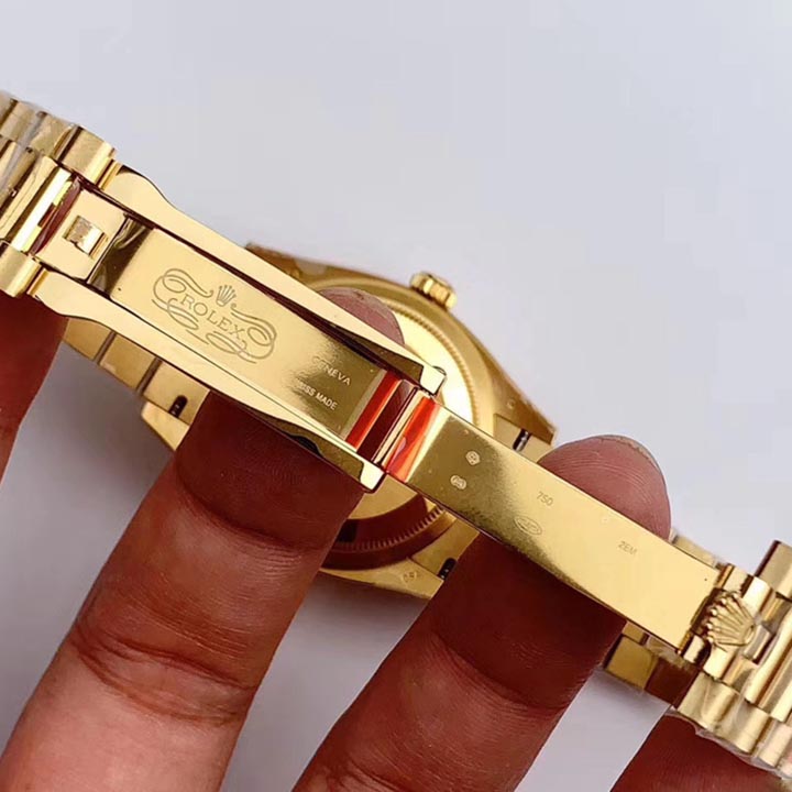 兼职  林炎: luxecystore