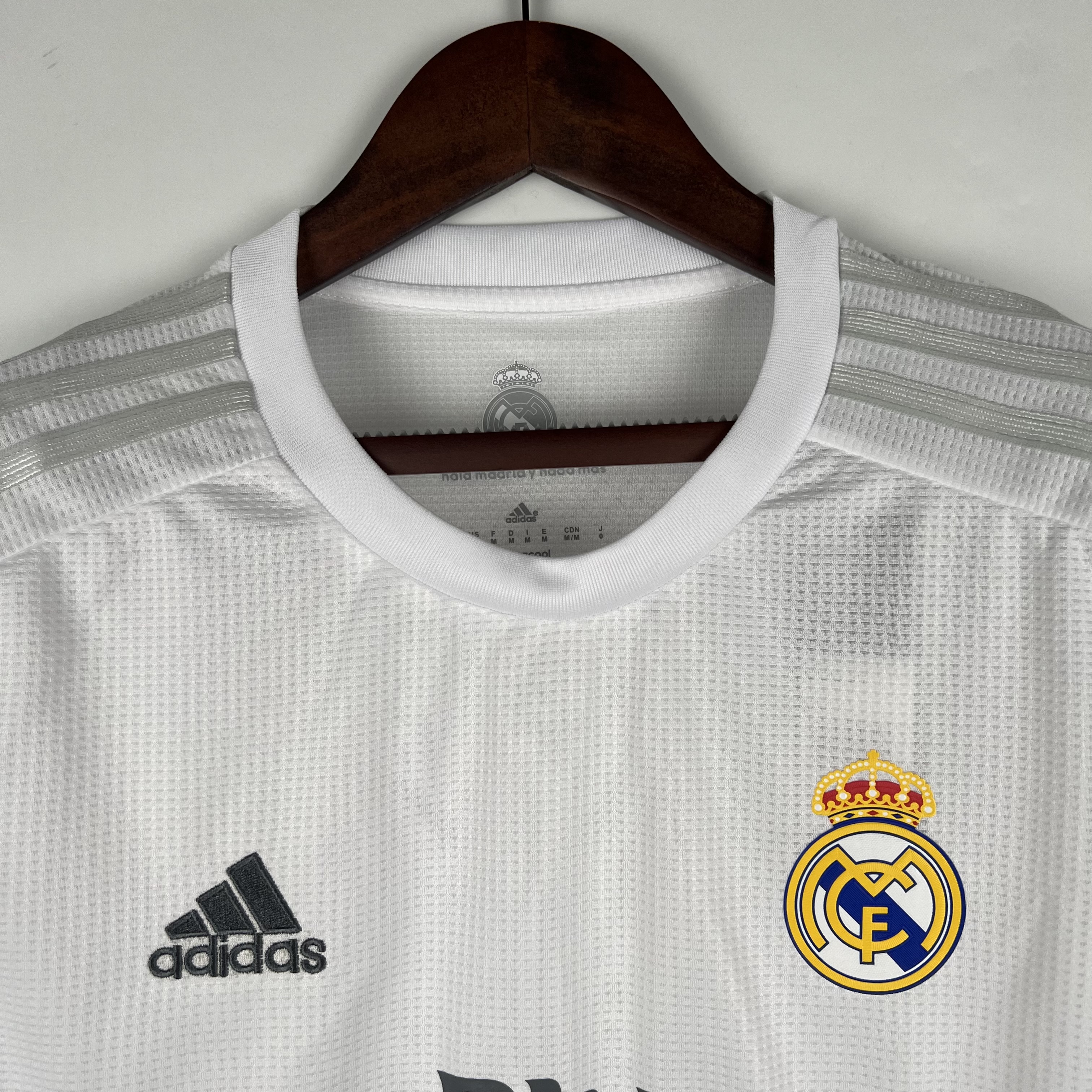 Higojerseys-Retro Real Madrid 15-16 Home Stadium Long Sleeve Jersey