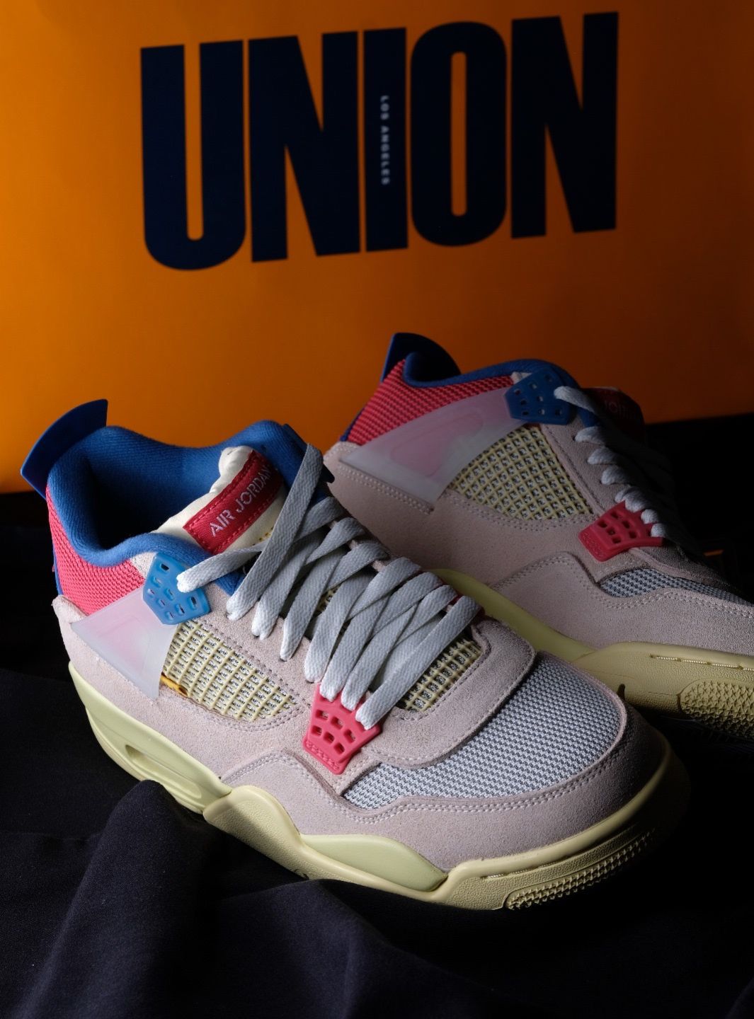 Air Jordan 4 Retro Union Guava Ice、JORDAN、Cacoeks