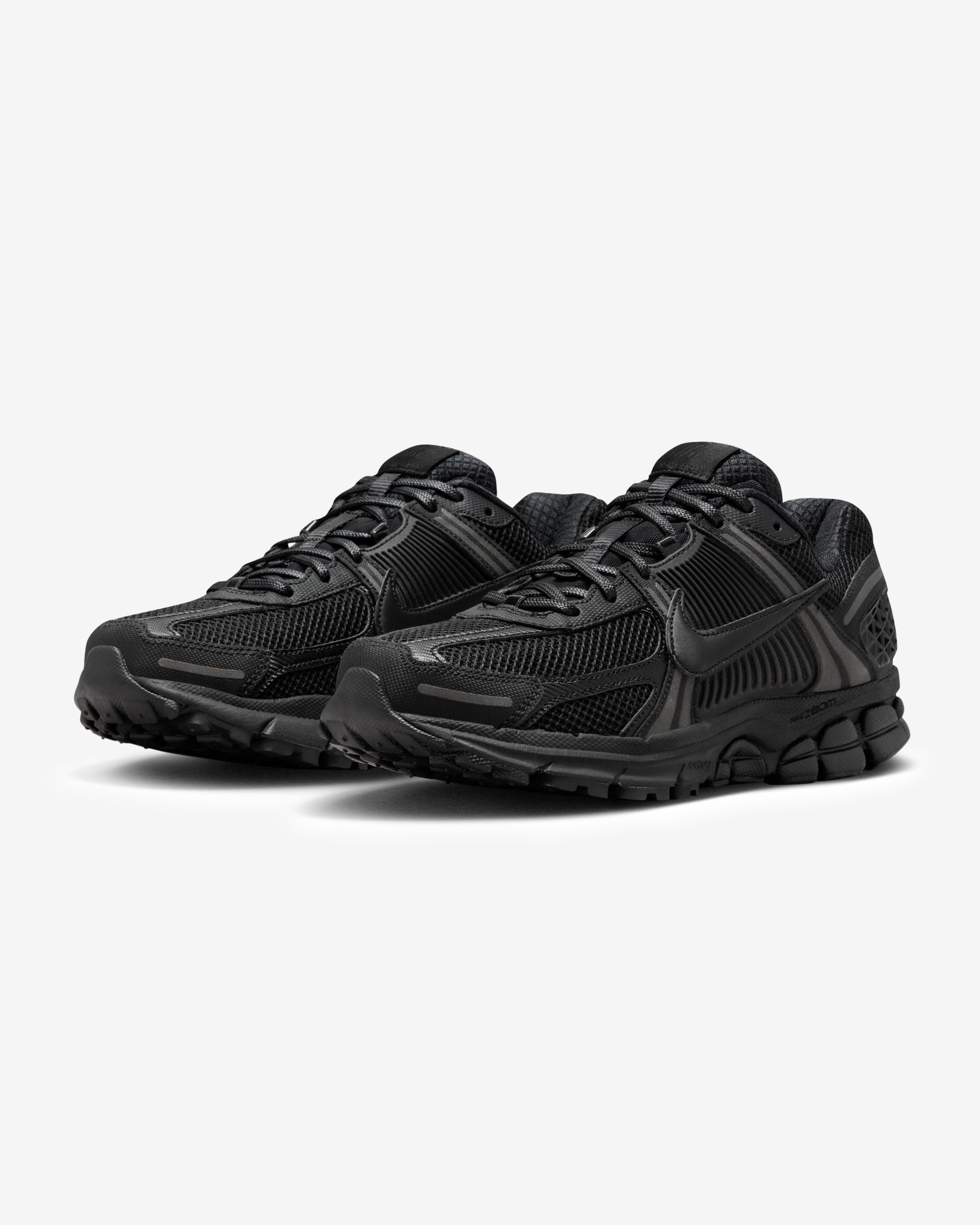 NIKE ZOOM VOMERO 5 SP - BLACK