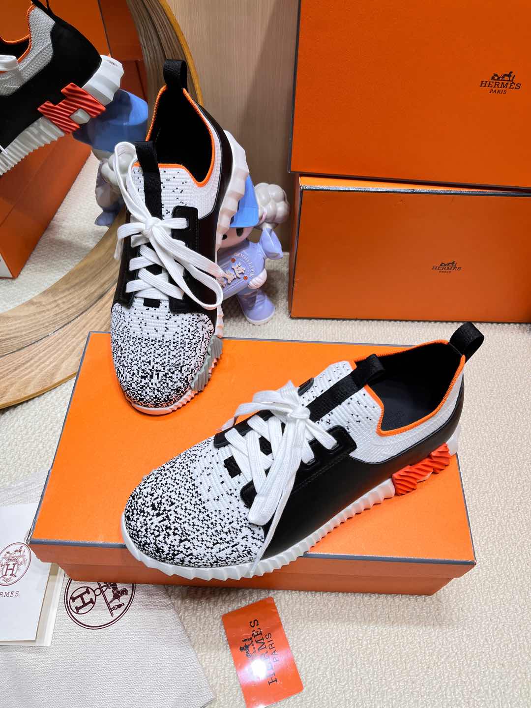 DEPART SLIP-ON SNEAKER IN WHITE MIX BLACK KNIT AND BLACK CALFSKIN、mysite、Cacoeks