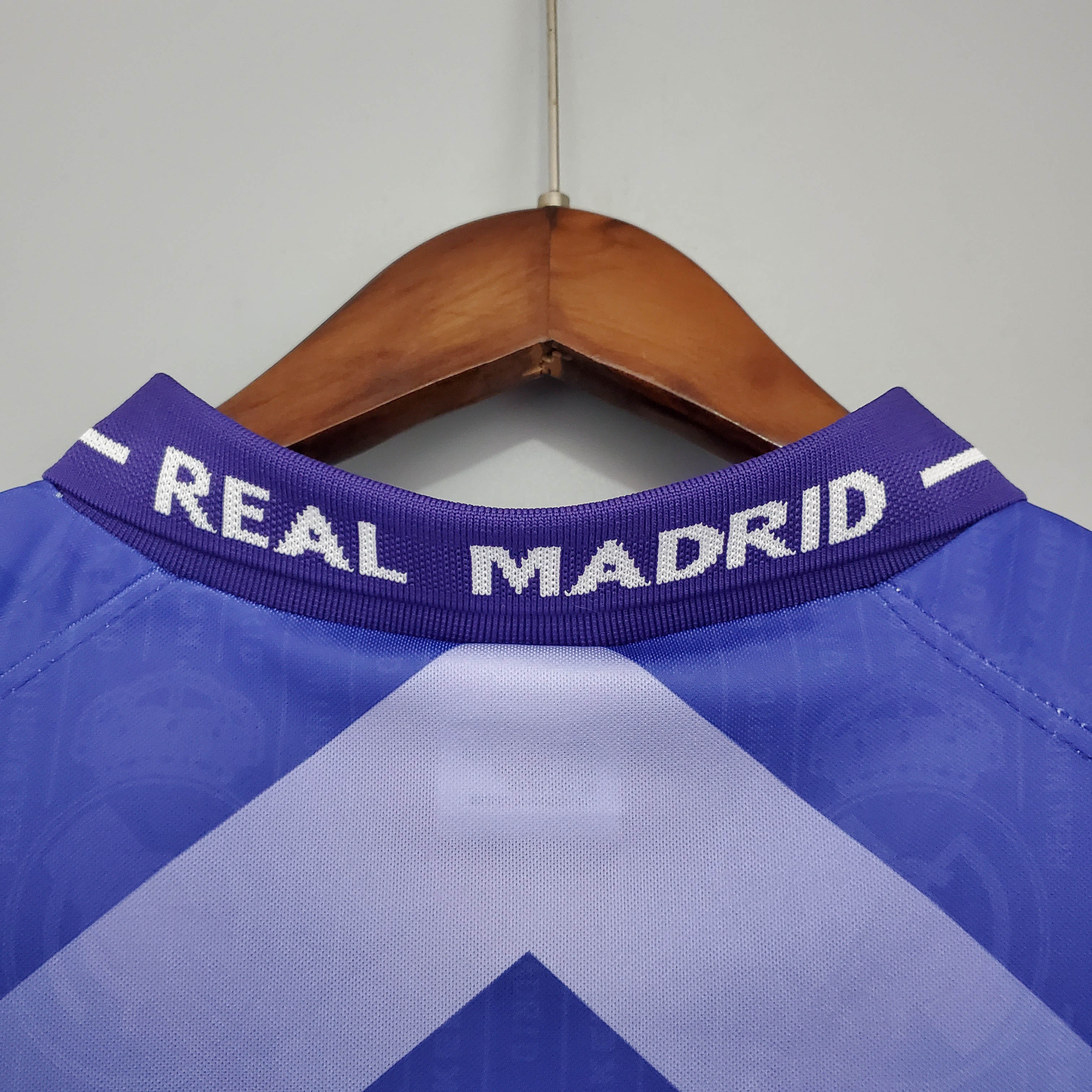 1996/1997 Retro Real Madrid Away Soccer Jersey 1:1 Thai Quality:football jersey mysite: unitedjerseyfootball 邓江浪:football