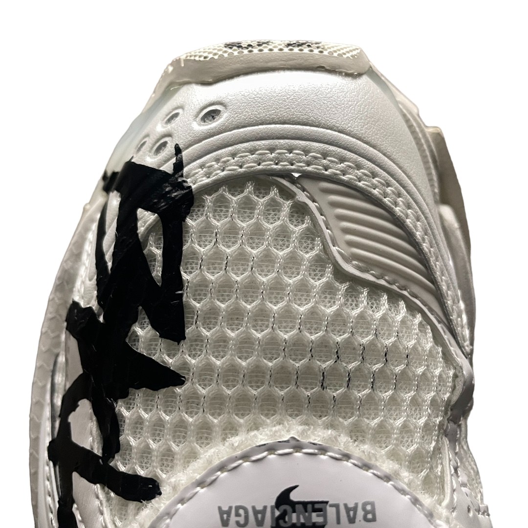 Balenciaga Graffiti Runner Trainer in White、mysite、Cacoeks