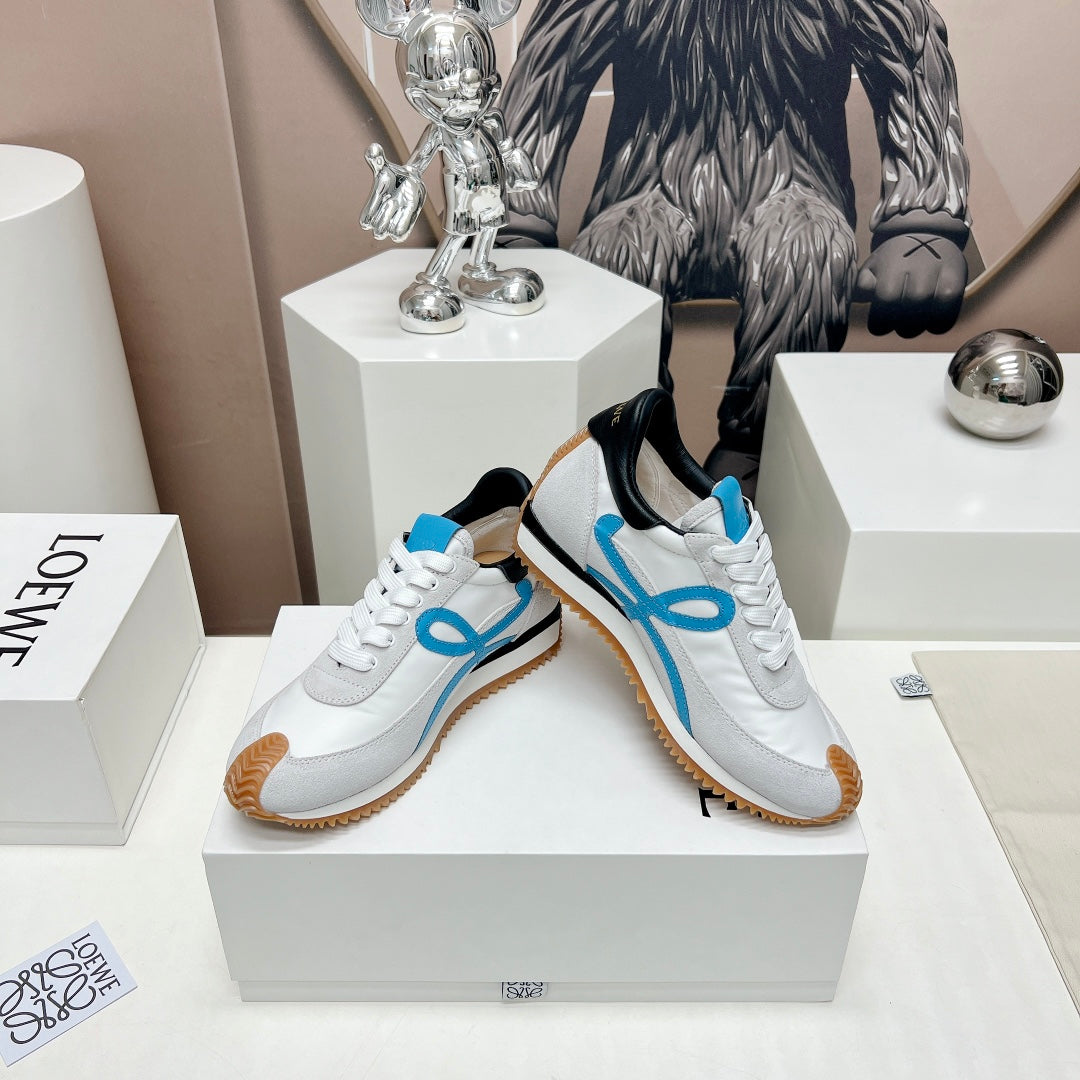 FLOW RUNNER SNEAKER IN PALE GRAY MIX BLUE SUEDE AND SHEEPSKIN、mysite、Cacoeks