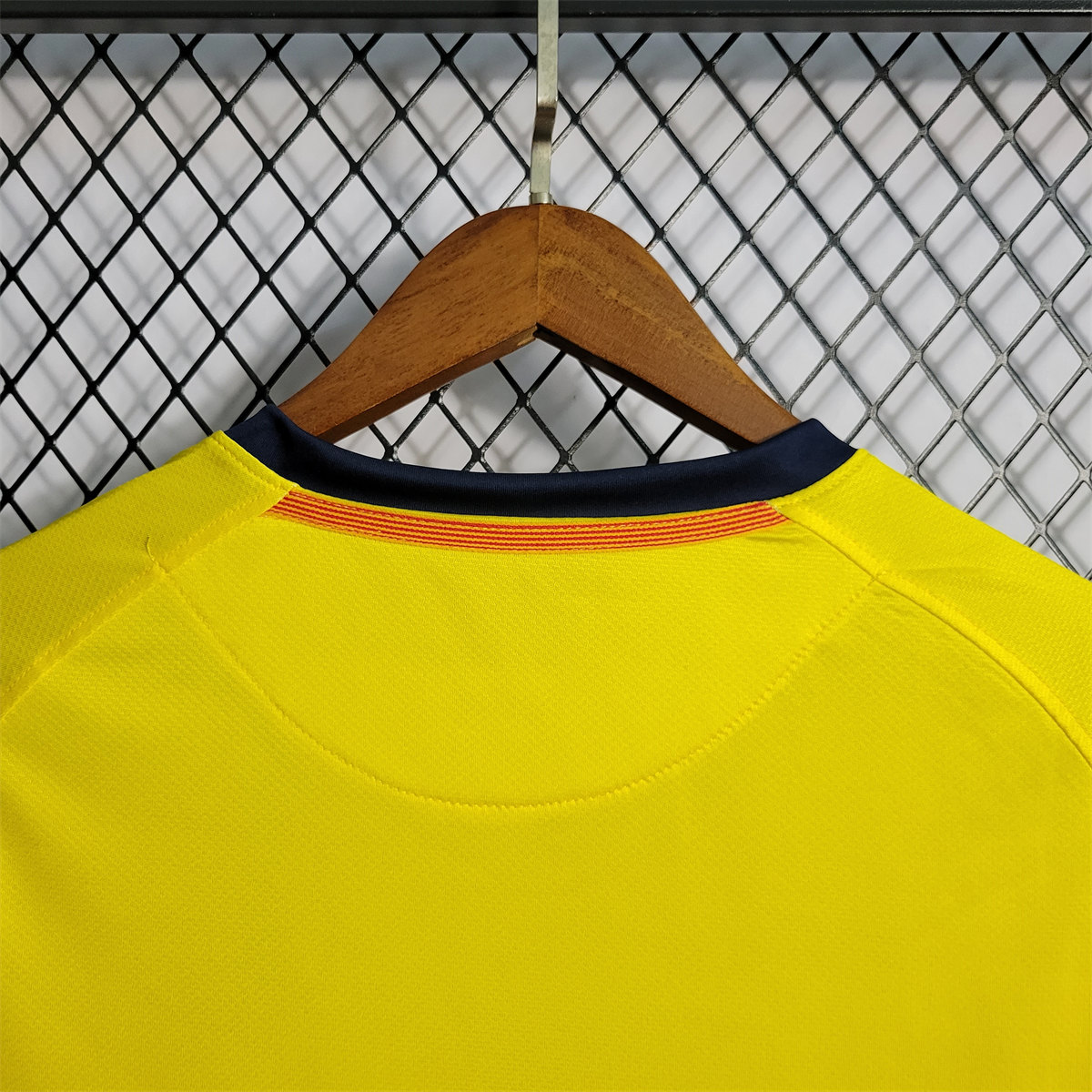 SIUjerseys-Retro Barcelona 08-09 Away Jersey