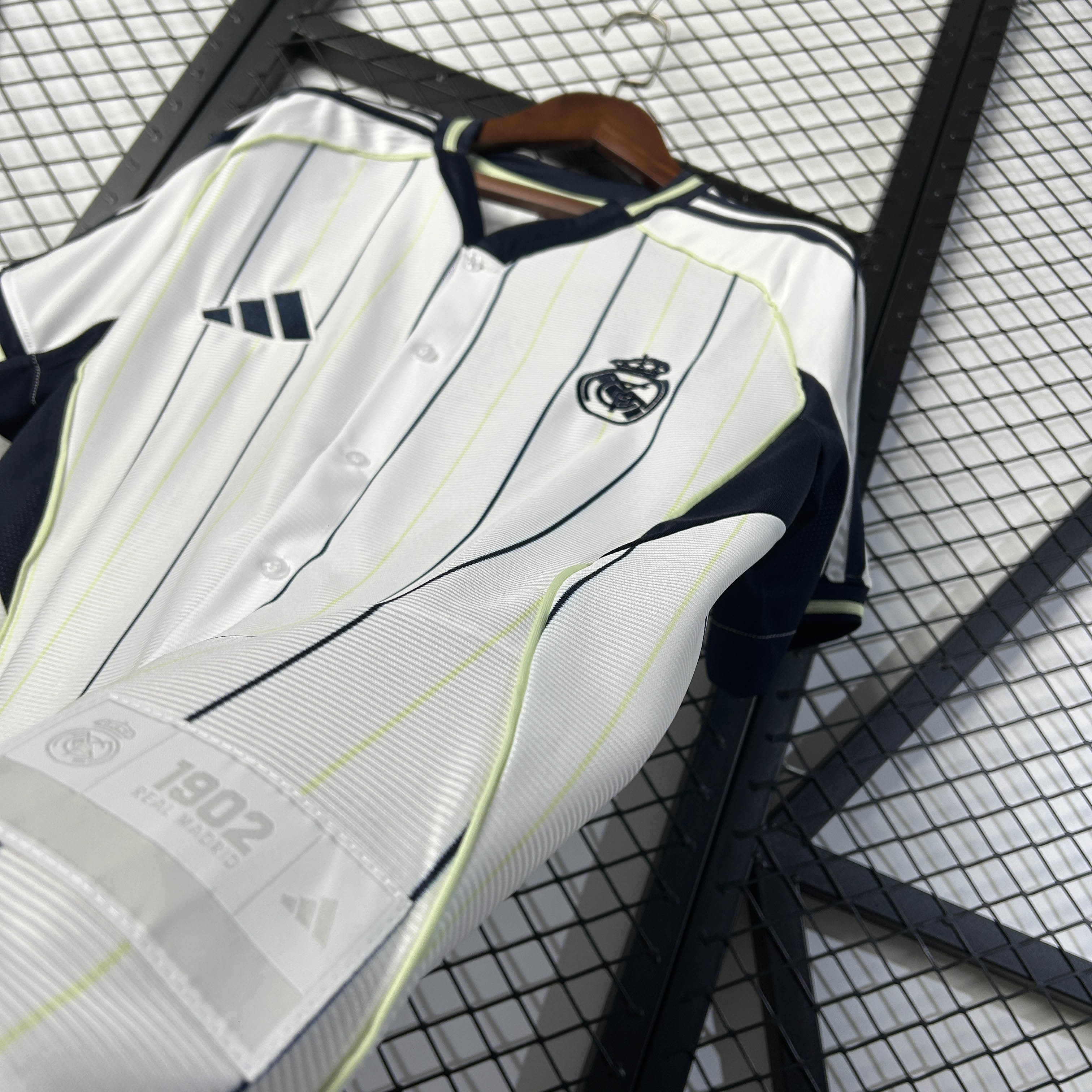 2025/2026 Real Madrid Special Edition White Football Shirt 1:1 Thai Quality:football jersey mysite: unitedjerseyfootball 邓江浪:football
