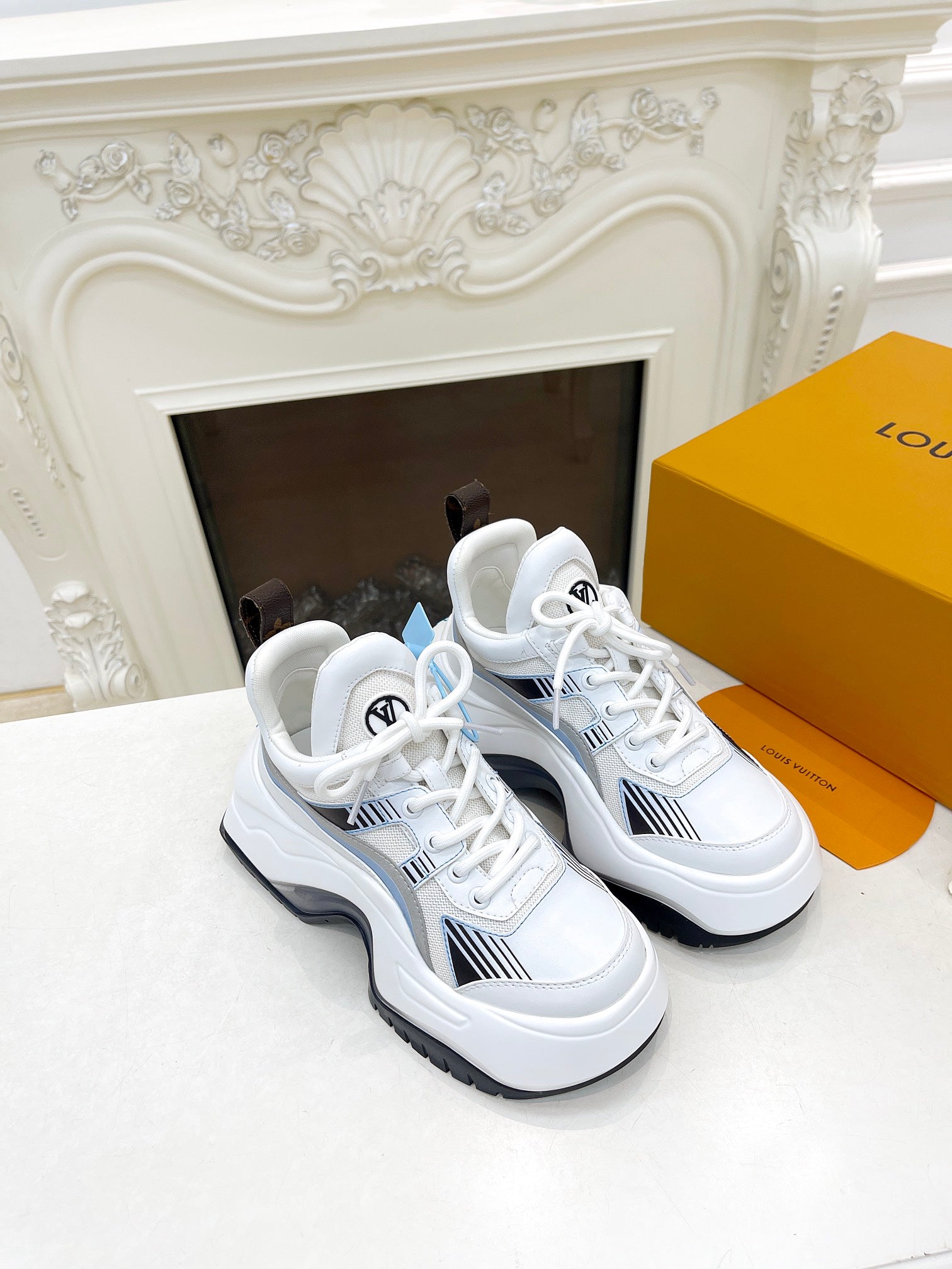 LV ARCHLIGHT 2.0 PLATFORM SNEAKER IN COLORFUL MIX OF MATERIALS 991810、mysite、Cacoeks
