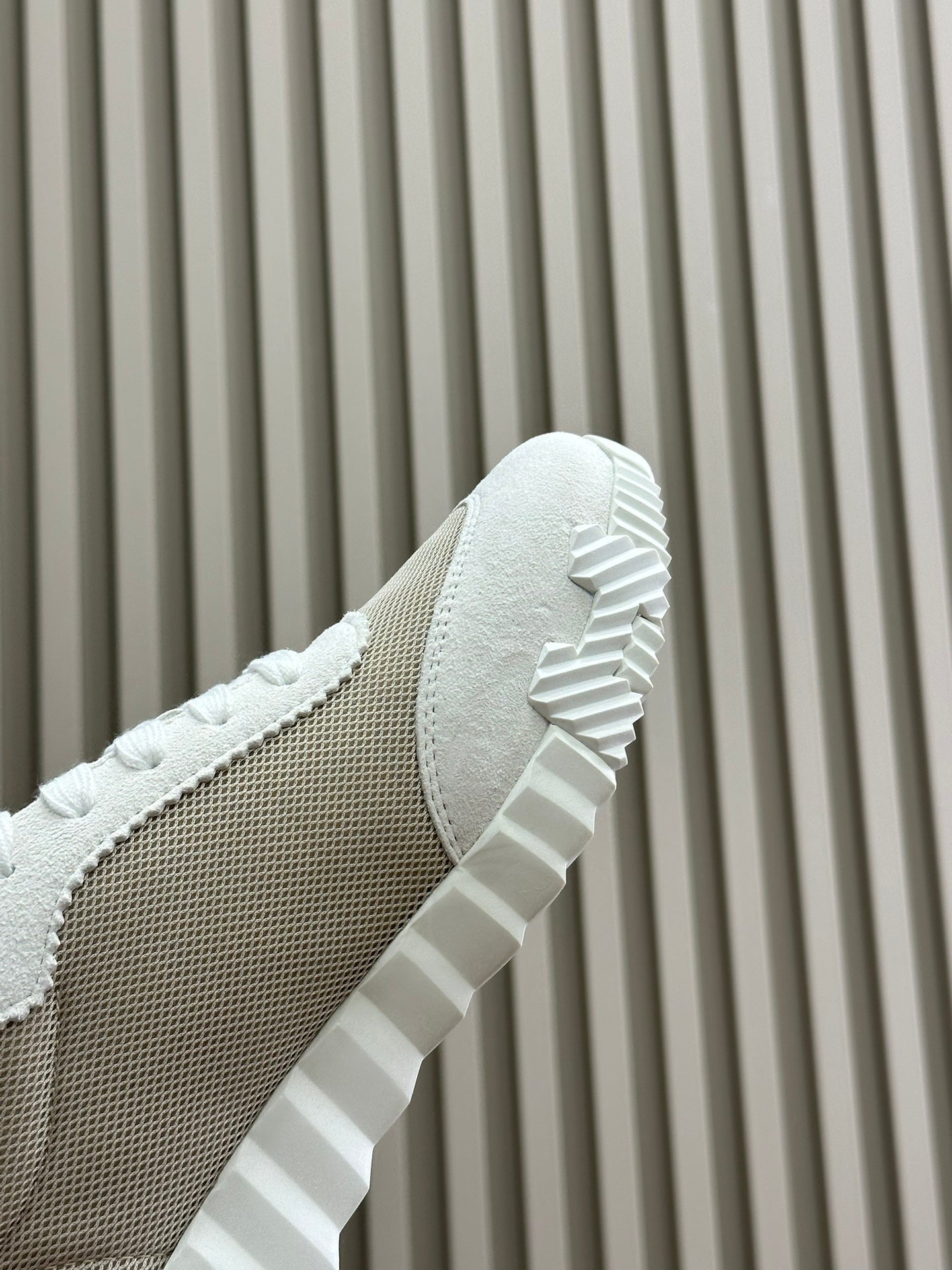 BOUNCING SNEAKERS BRIGHT GRAY CALFSKIN、mysite、Cacoeks