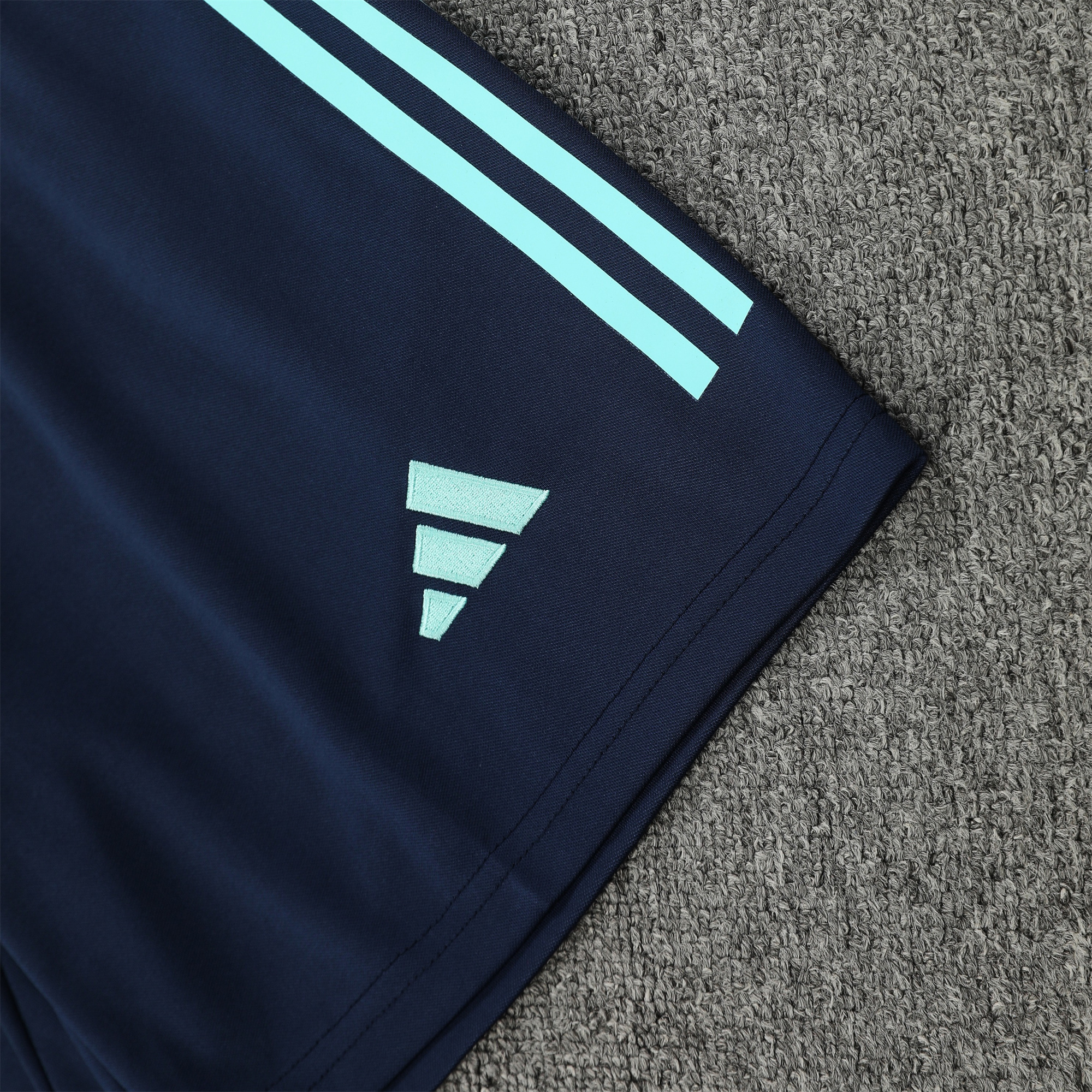 Higojerseys-Real Madrid 24-25 Vest Training Set - Light Green Vest & Deep Blue Shorts