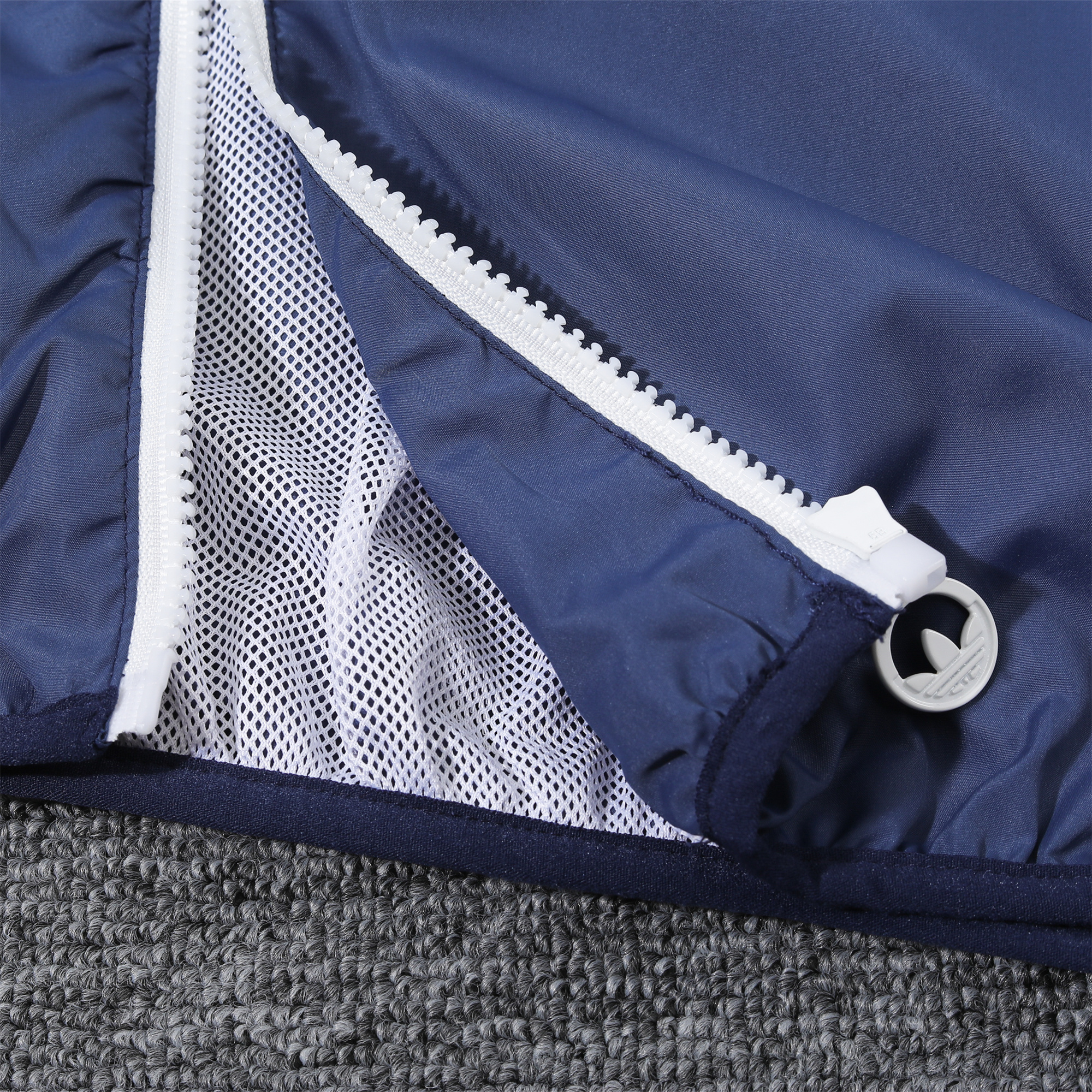 SIUjerseys-Real Madrid 24-25 White Hooded Windbreaker - Player Version