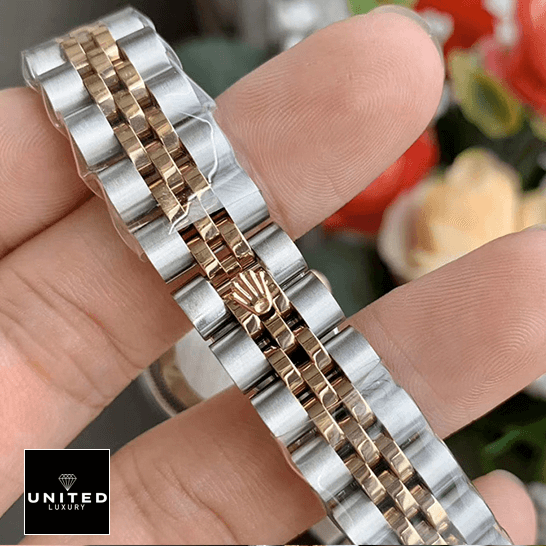 Rolex Datejust 278271 Everose Gold Automatic Chocolate Dial Jubilee Replica 3 Rolex Everose Gold Jubilee Bracelet 278271 Replica on the hand