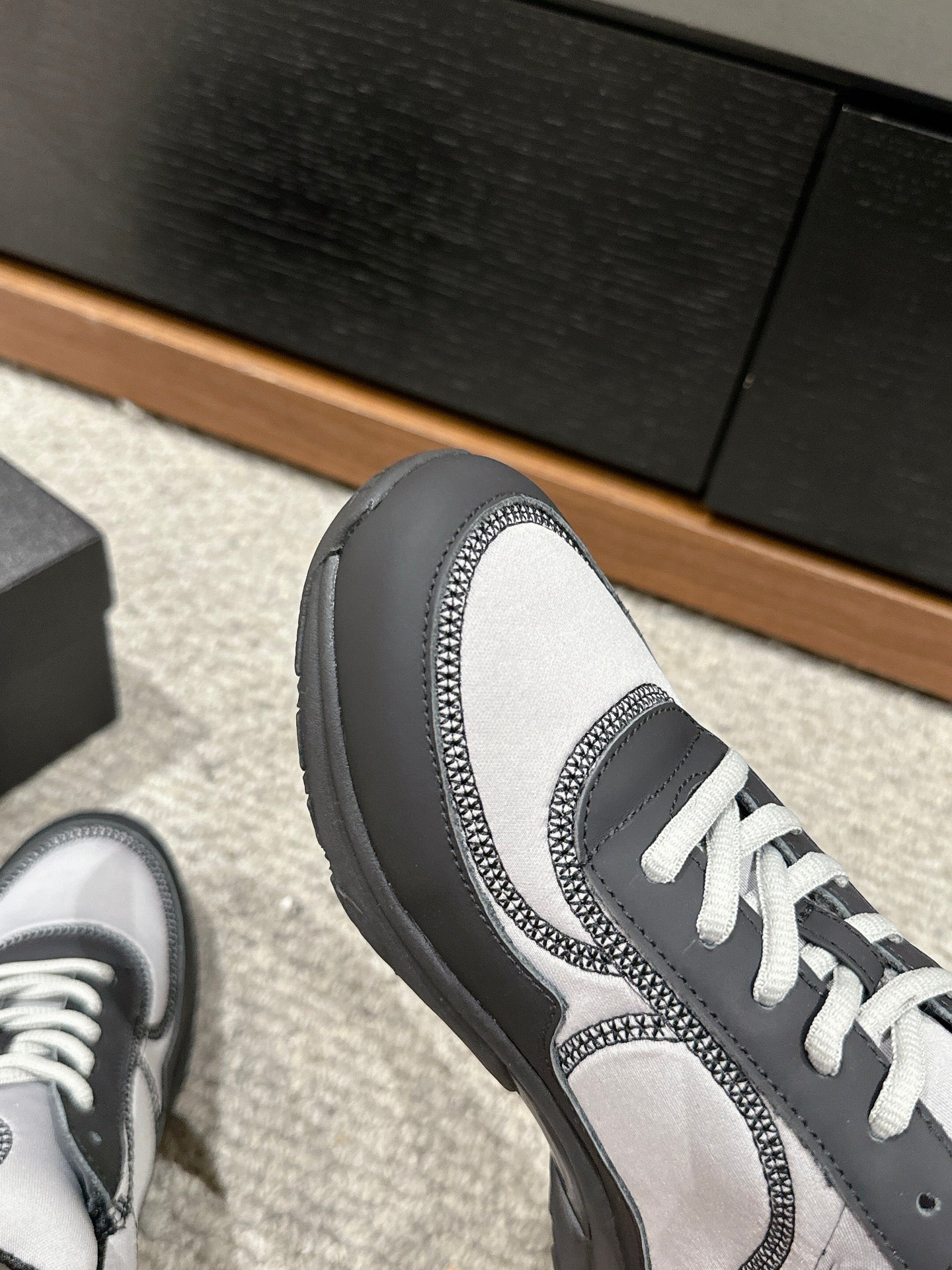 CLASSIC TRAINER IN GREY MIX BLACK FABRIC、mysite、Cacoeks