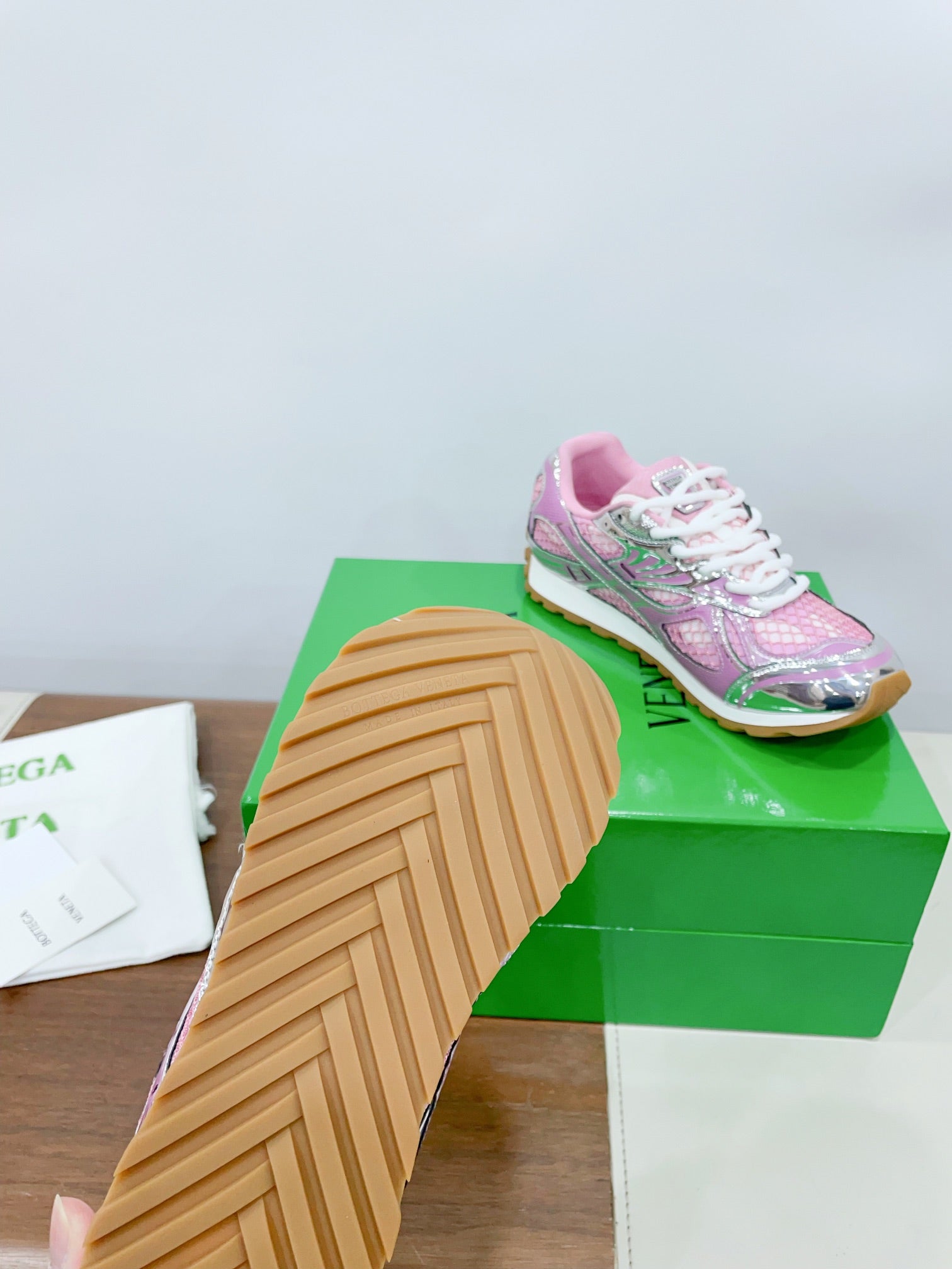 ORBIT SNEAKER IN BLUSH PINK TECHNICAL FABRIC AND METALLIC MESH、mysite、Cacoeks