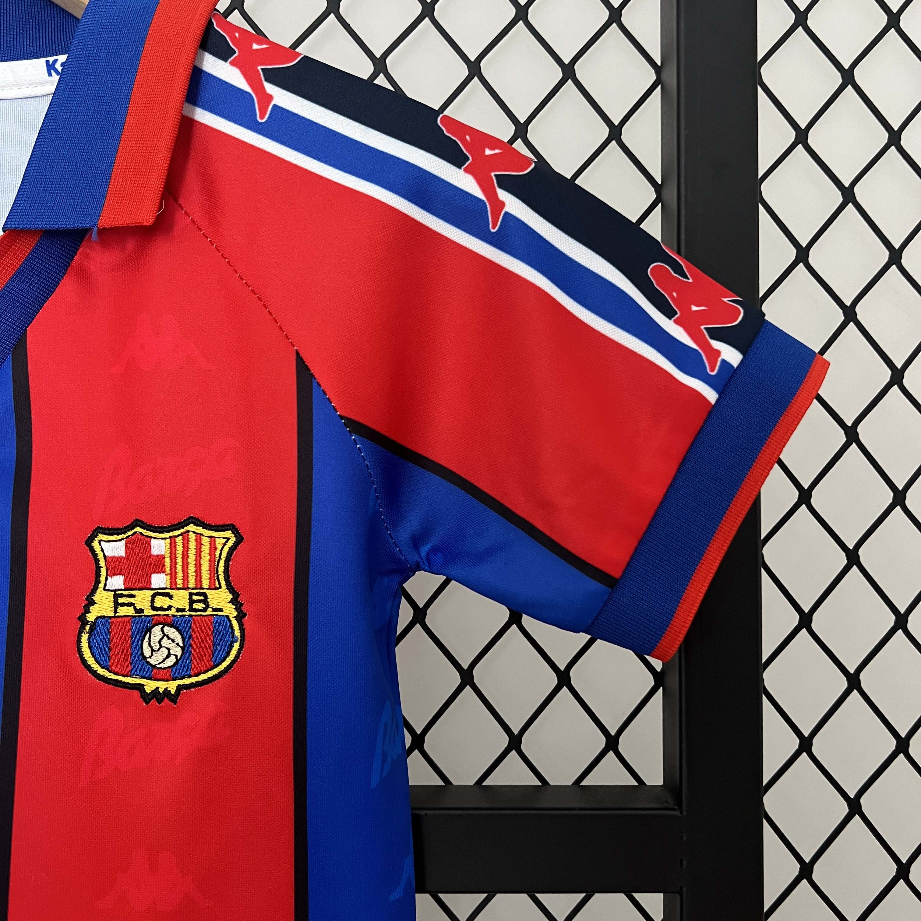 1996/1997 Retro Barcelona Home Football Shirt 1:1 Thai Quality Kids Size:football jersey mysite: unitedjerseyfootball 邓江浪:football