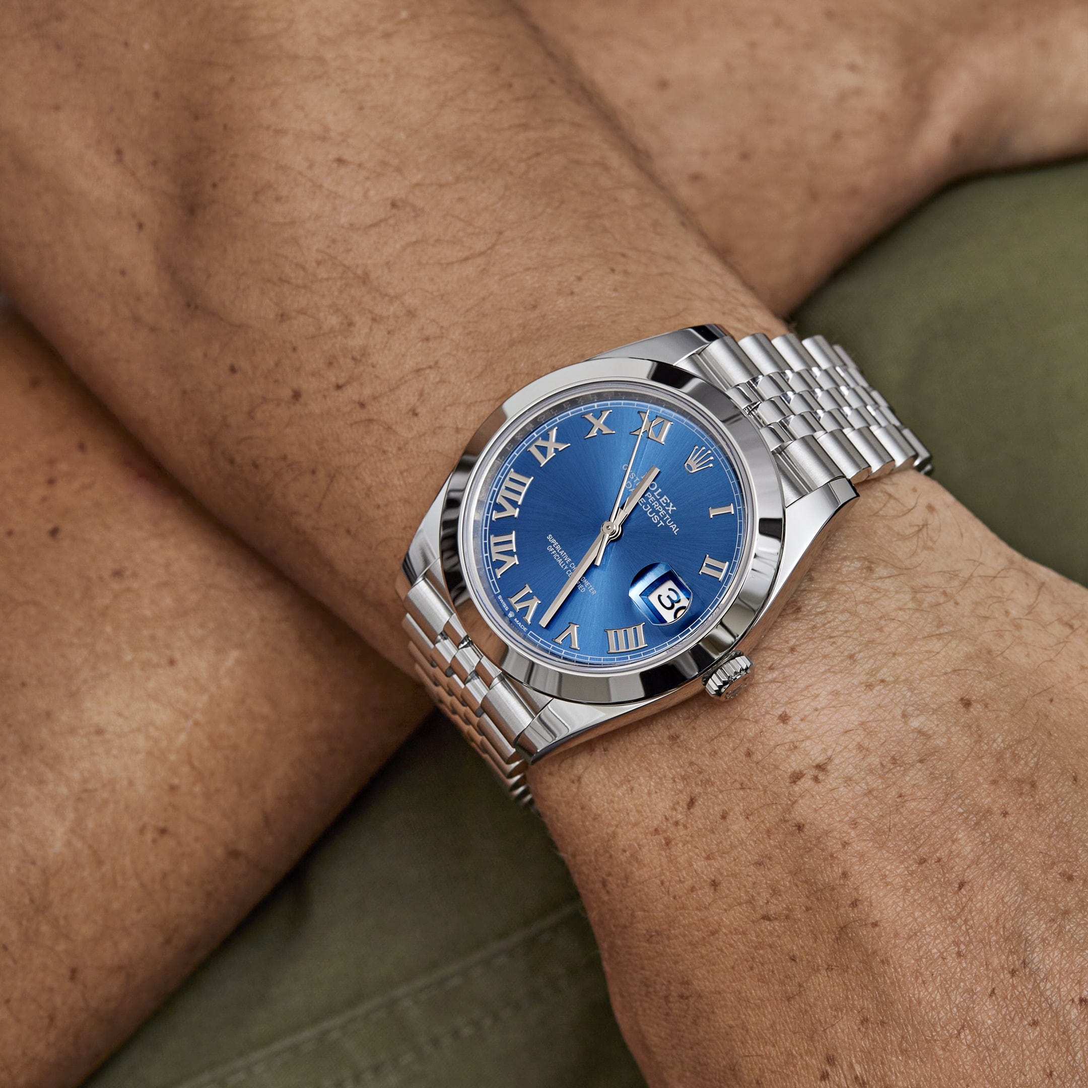 兼职  林炎: luxecystore