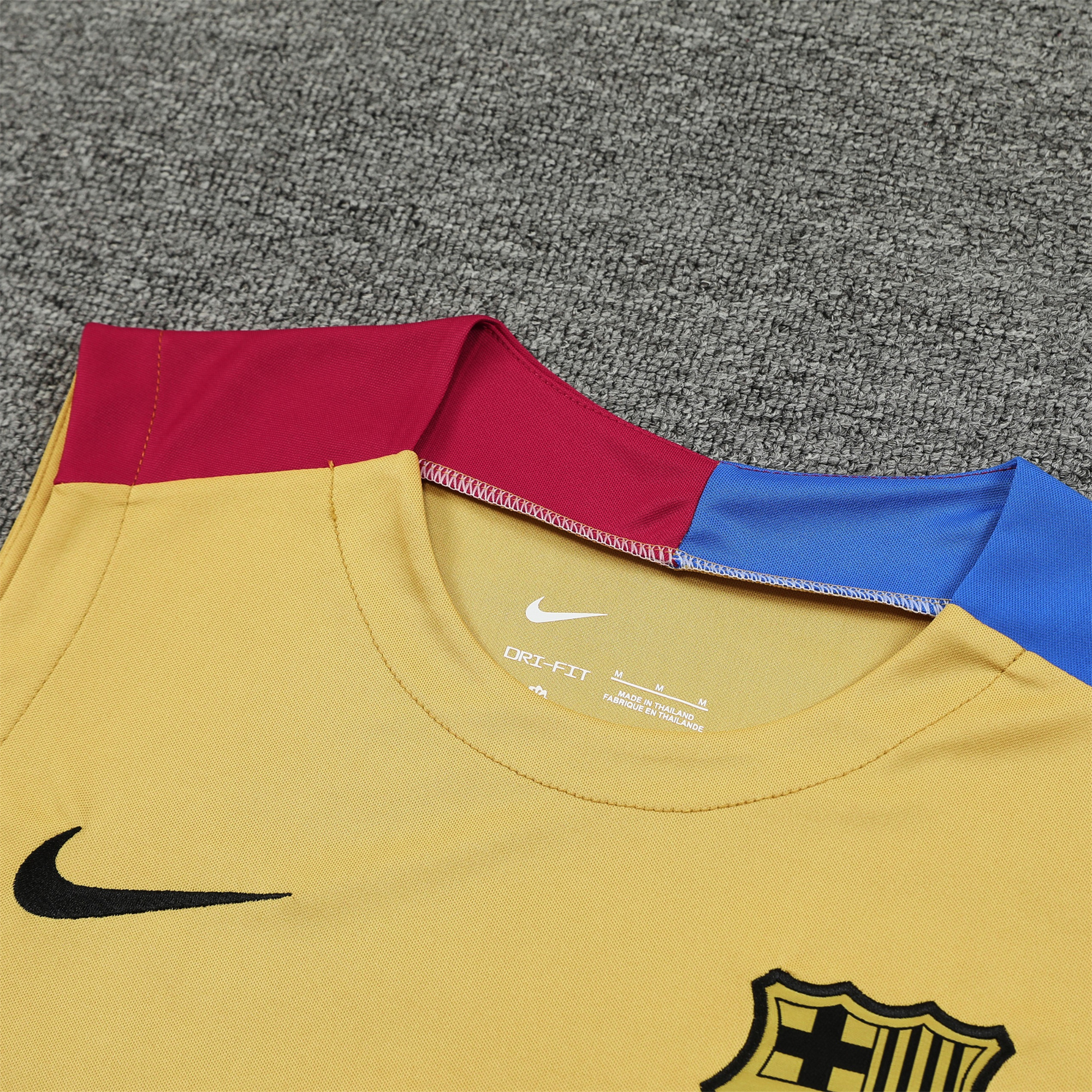 Higojerseys-Barcelona 24-25 Training Vest Suit - Gold