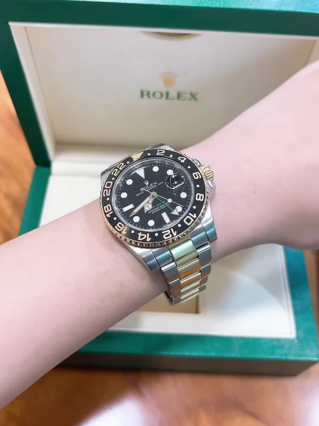 兼职  林炎: luxecystore