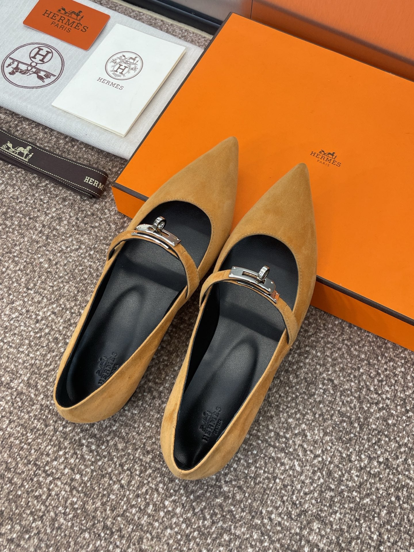 KIARA FLAT PUMP IN BRONZE BROWN SUEDE、mysite、Cacoeks