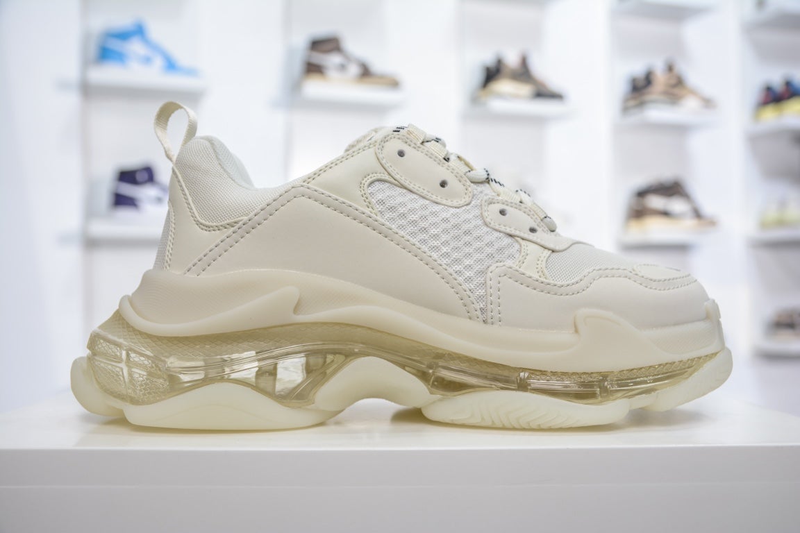 Balenciaga Triple S Sneaker in White Beige、mysite、Cacoeks