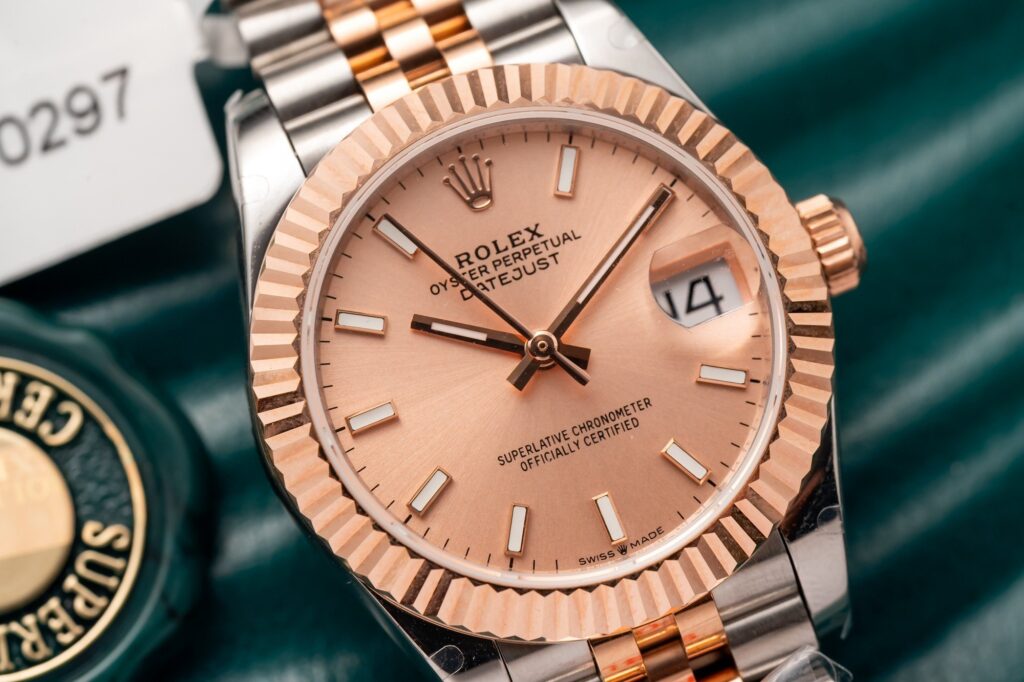 Đồng Hồ Rolex DateJust Bọc Vàng Hồng Rep 11 Mặt Cá Hồi GMF 31mm (2)