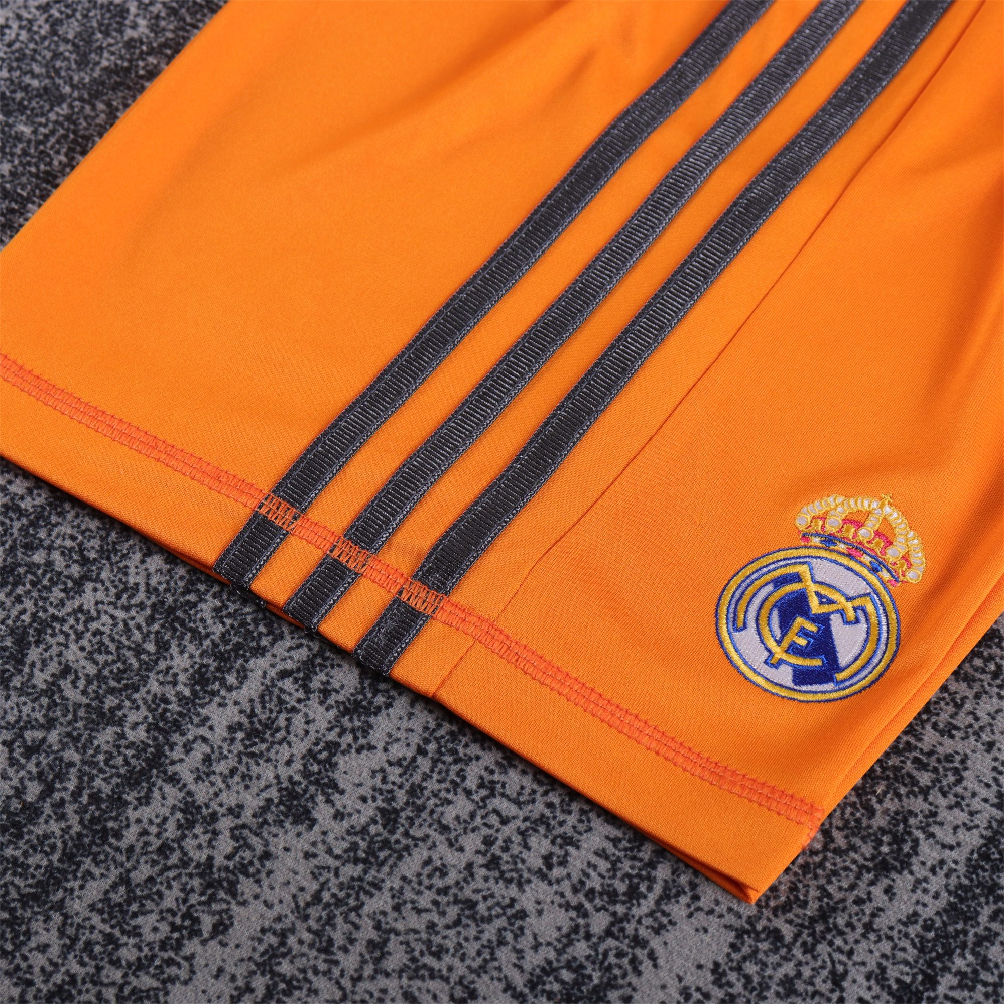 JerseysGala.com | Retro Real Madrid 2013-14 Third Kids Kit -Customize Name, Number and Patch | Worldwide Shipping
