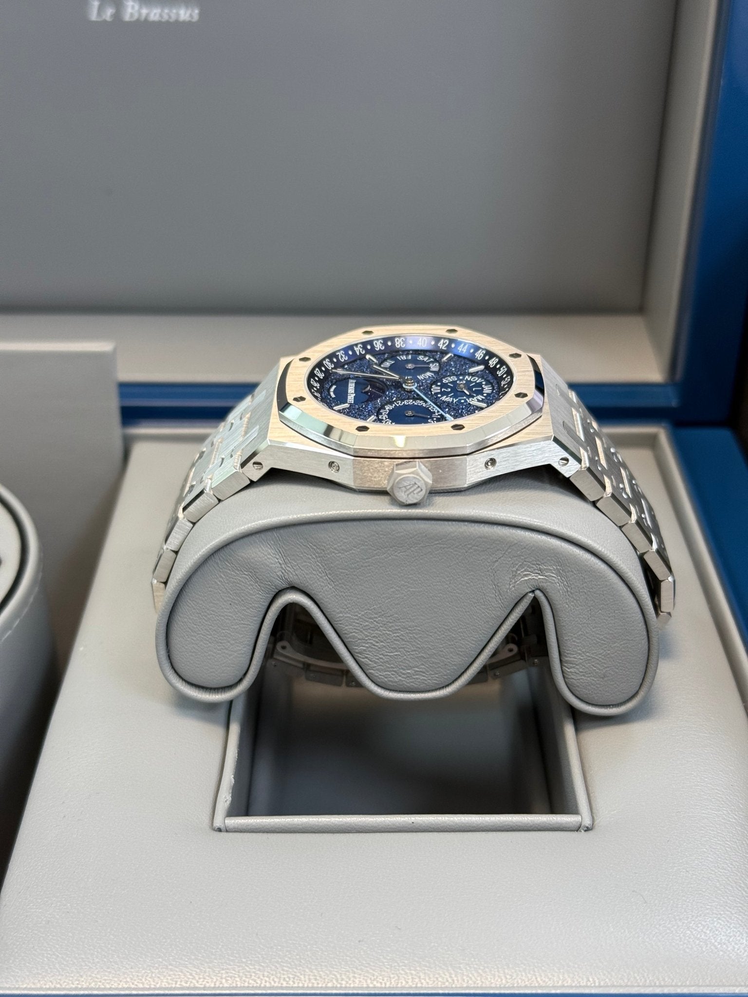 Watch 2