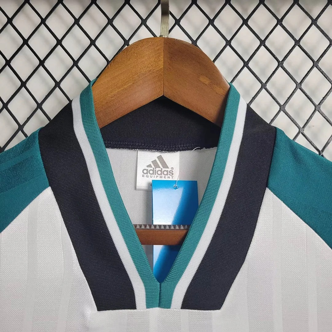 JerseysGala.com | Retro Liver.pool 1993-95 Away Stadium Jersey -Customize Name, Number and Patch | Worldwide Shipping