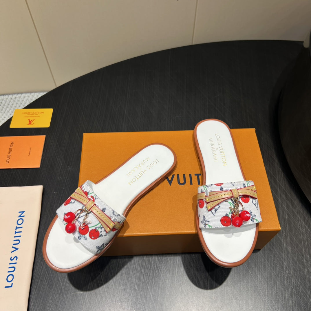 LV SLIDE SANDALS 25S IN WHITE DENIM AND CALFSKIN WITH CHERRY BLOSSOM BUCKLE、mysite、Cacoeks