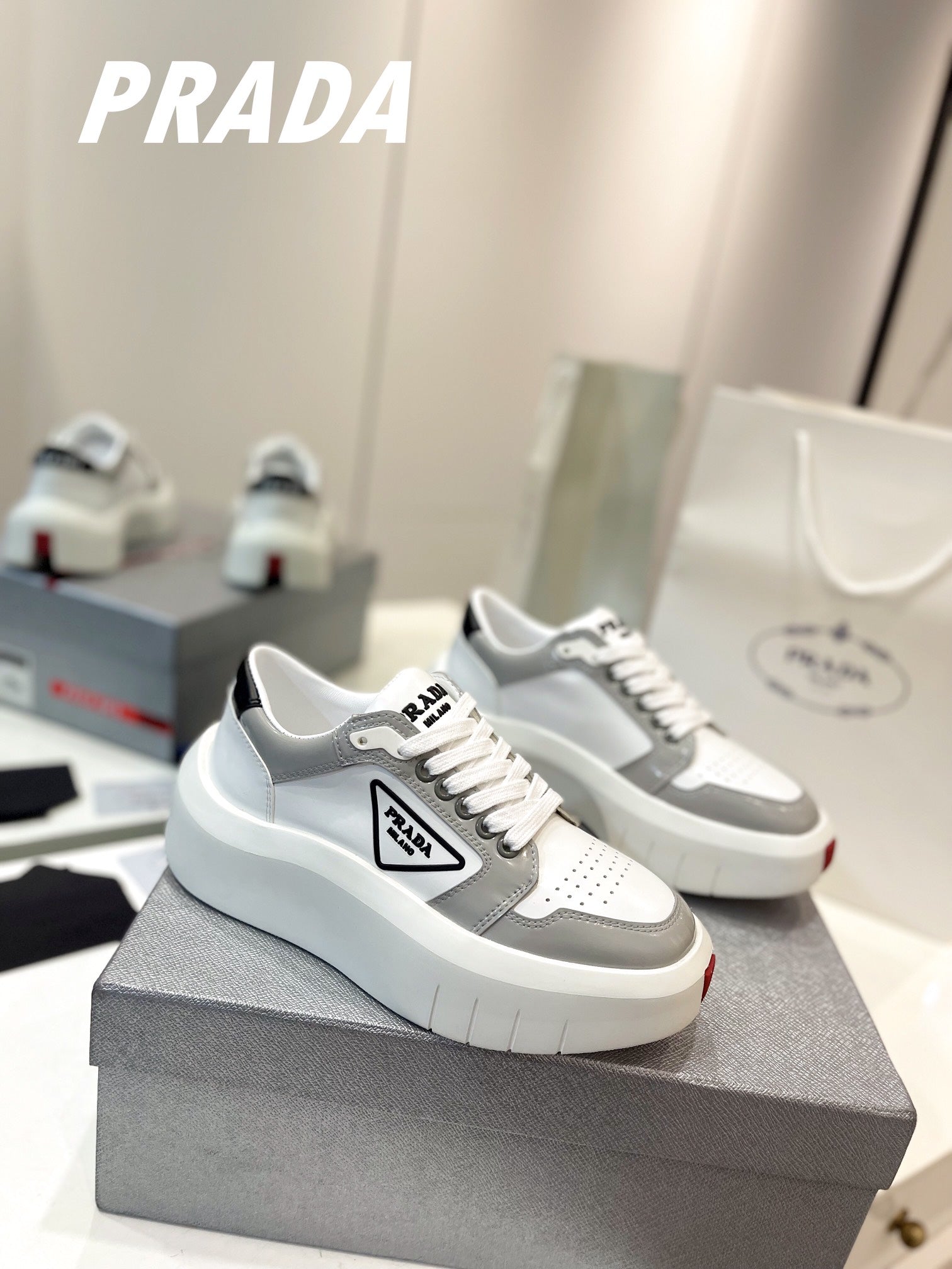 PRA DOWNTOWN THICK-SOLE SNEAKERS WHITE AND GRAY CALFSKIN、mysite、Cacoeks