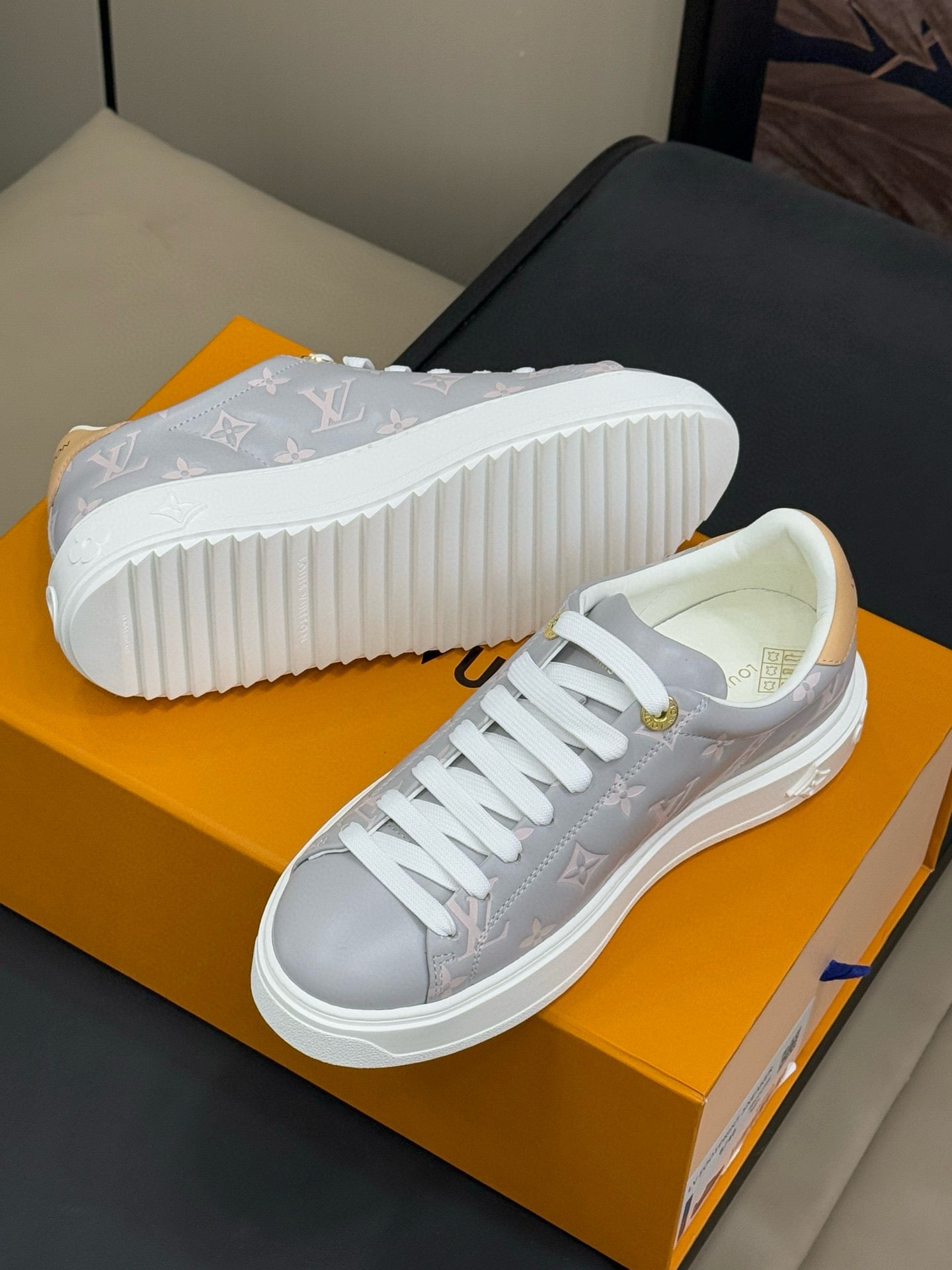 TIME OUT SNEAKER IN COOL GRAY EMBOSSED MONOGRAM CALFSKIN、mysite、Cacoeks