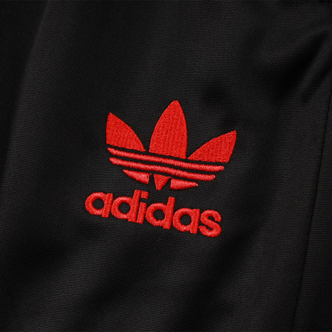 ManixJersey.com | Manchester United 24-25 Originals LFSTLR Long Sleeve Training Set - Black -Customize Name, Number and Patch | Worldwide Shipping