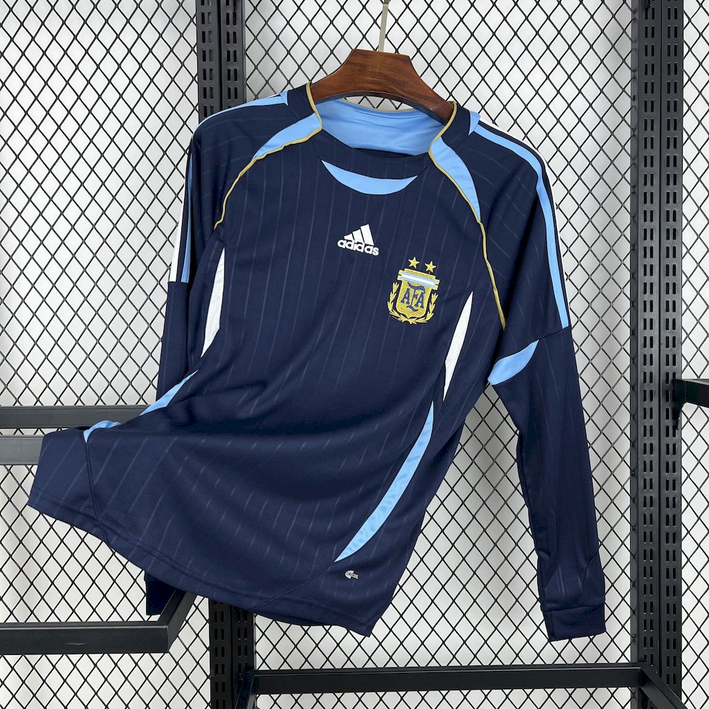 Higojerseys-Retro Argentina 2006 Away Long Sleeves Jersey