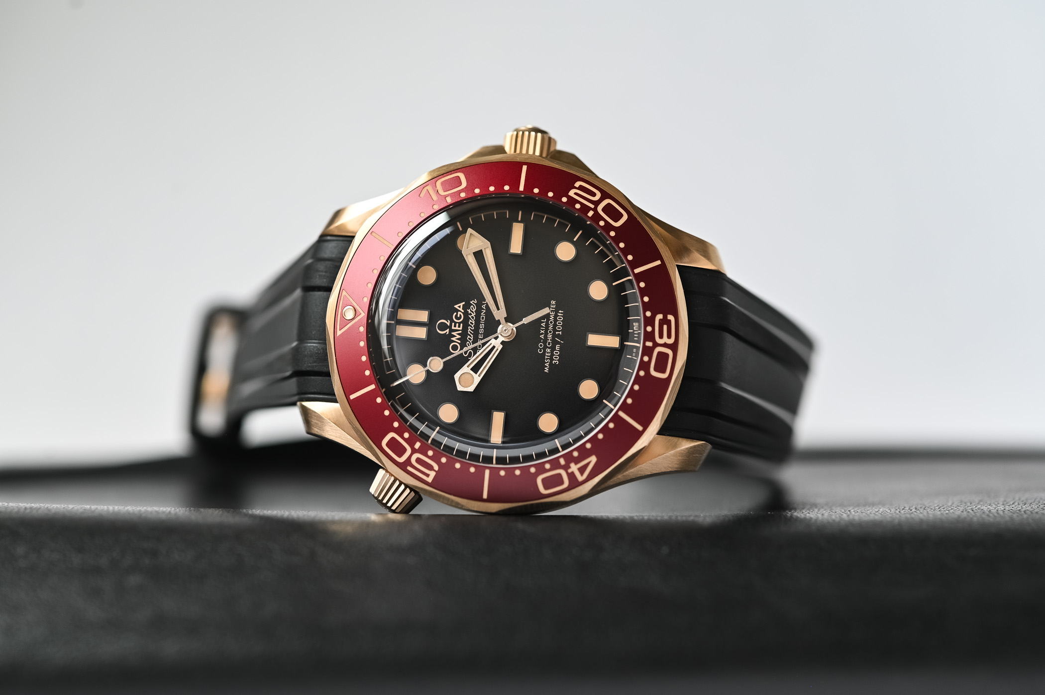 First Look: The Omega Seamaster Diver 300M Bronze Gold and Burgundy