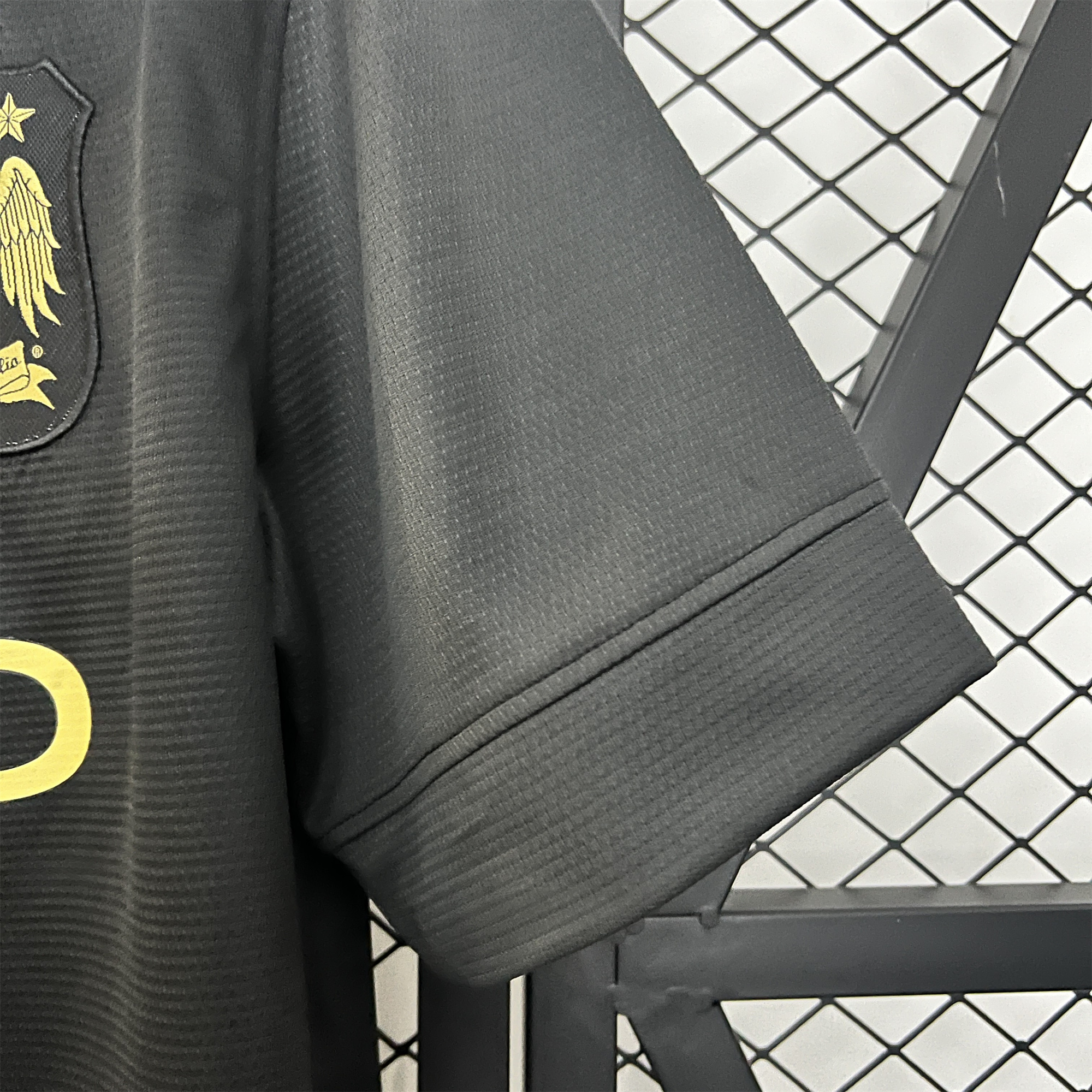 ManixJersey.com | Retro Manchester City 2013-14 Away Jersey -Customize Name, Number and Patch | Worldwide Shipping