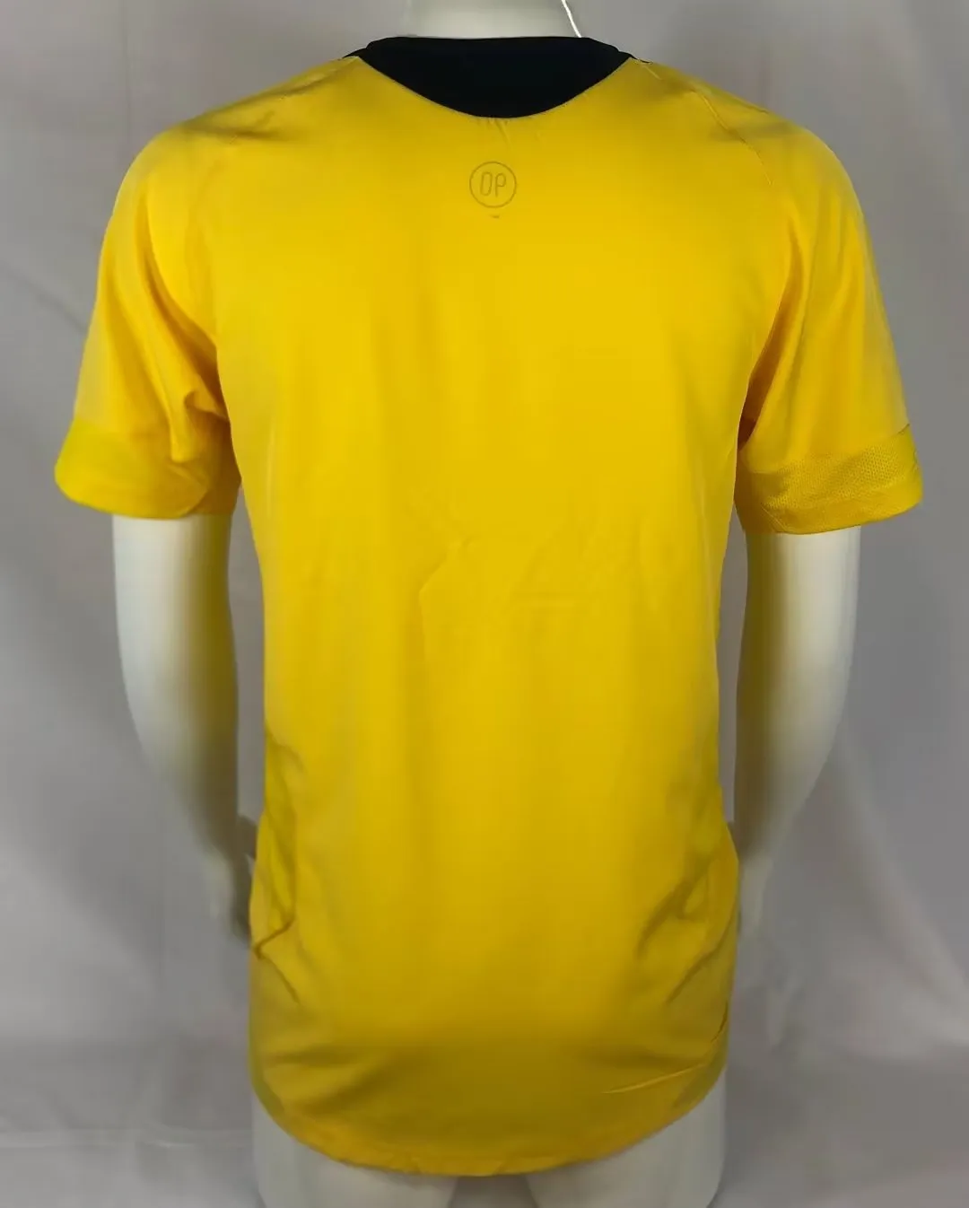 06/07 Arsenal Away season -Retro version: Ajax 24-25 Home Stadium Jersey - Fans Version mysite: Adidas luxuryfootballshirts.com: https://www.luxuryfootballshirts.com/