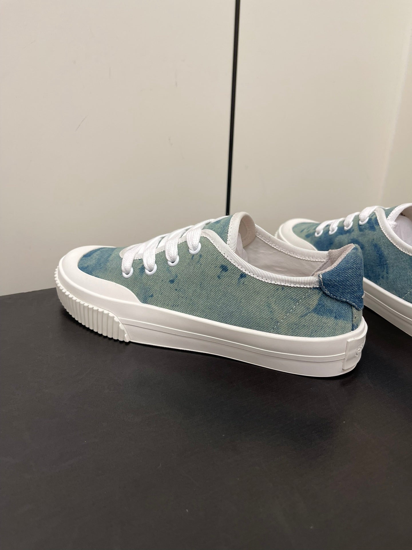 LP CLASSIC BISCUIT SNEAKER SAPPHIRE CALFSKIN、mysite、Cacoeks