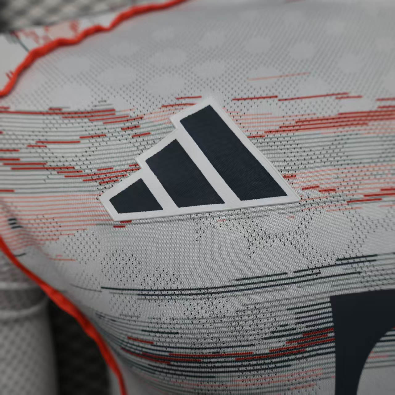 2025/2026 Player Version Long Sleeve Bayern Munich Away Football Shirt 1:1 Thai Quality:football jersey mysite: unitedjerseyfootball 邓江浪:football