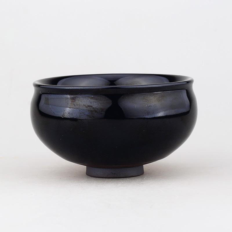 GEEK BAR-https://www.hot-toy.com/