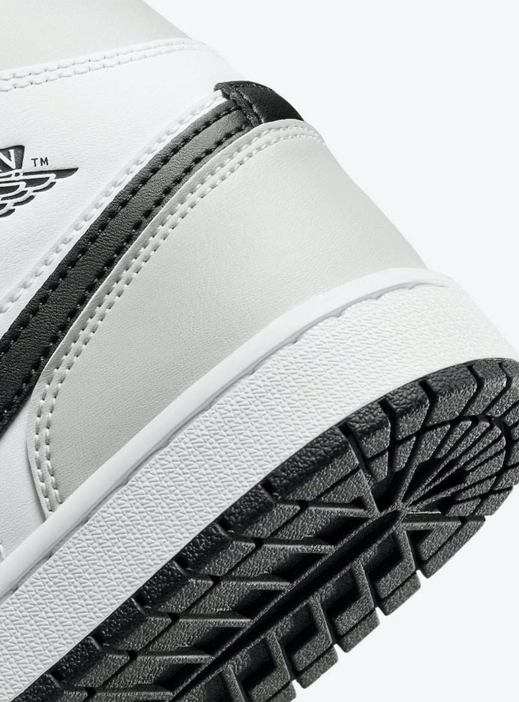 Air Jordan 1 Mid Light Smoke Grey、JORDAN、Cacoeks