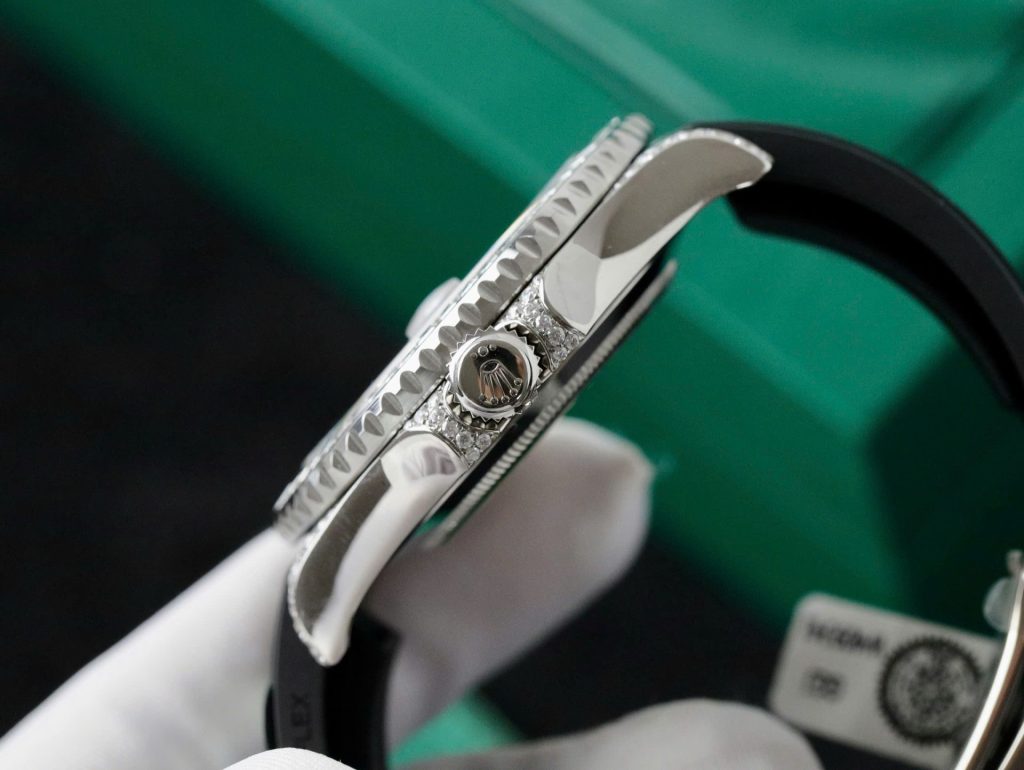 Đồng Hồ Rolex Yacht-Master Chế Tác Full Kim Cương Moissanite Dây Cao Su 42mm (2)