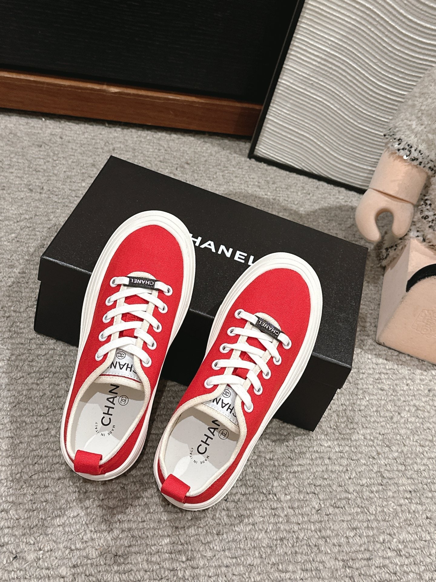 LACE-UP SNEAKERS IN CHERRY RED CANVAS、mysite、Cacoeks