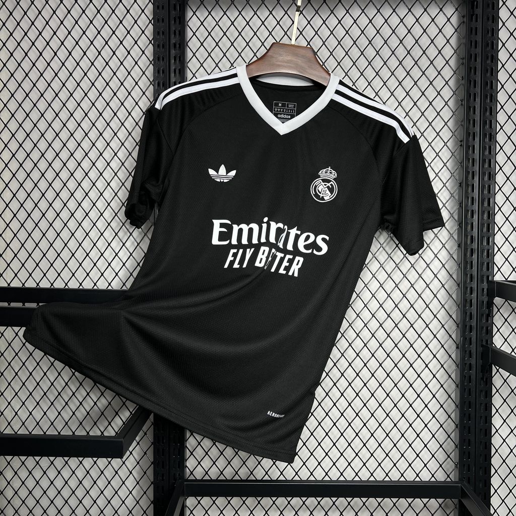 ManixJersey.com | Real Madrid 24-25 Third Goalkeeper Black Jersey - Fans Version -Customize Name, Number and Patch | Worldwide Shipping