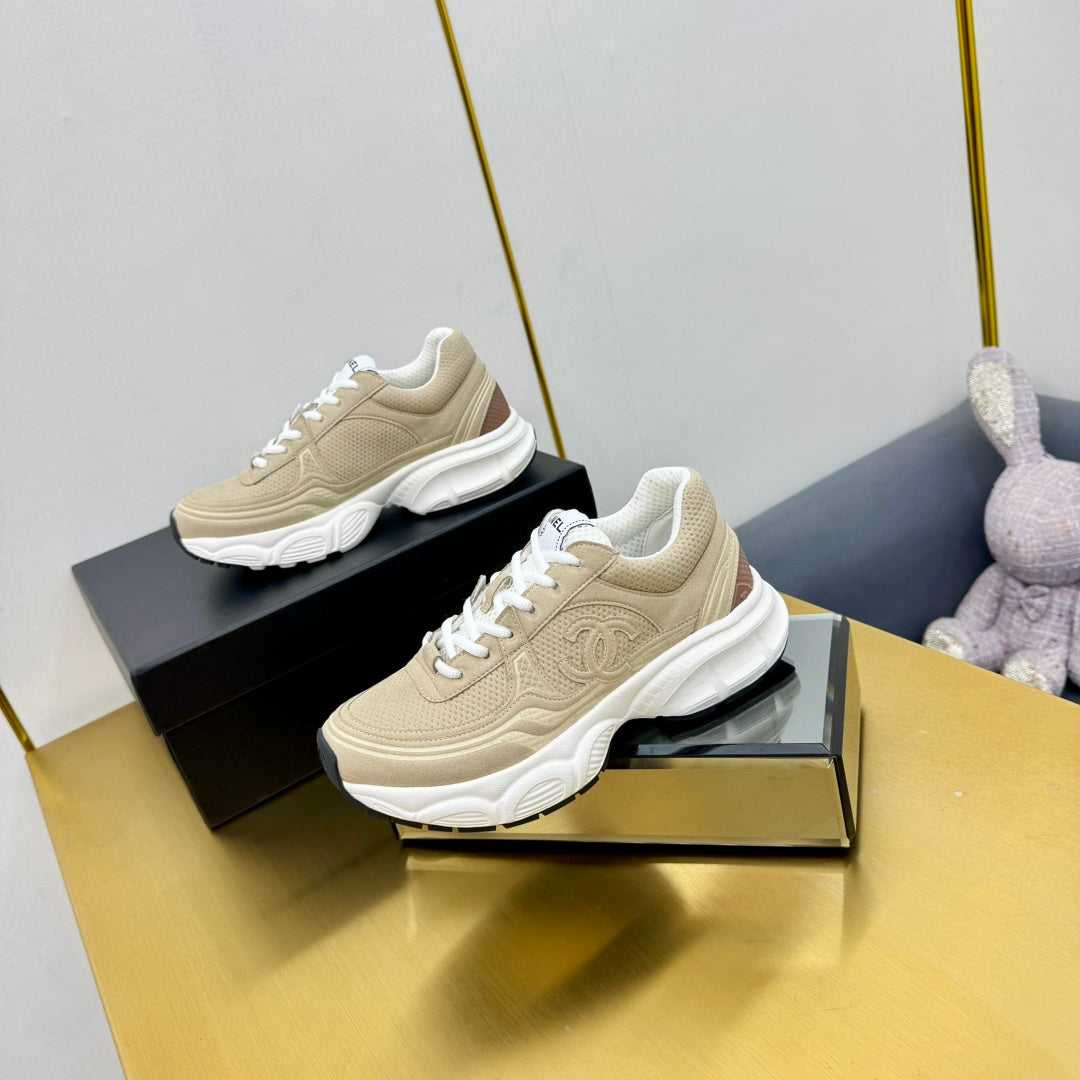 DAD SNEAKER IN TUSCAN BEIGE SUEDE AND BREATHABLE MESH、mysite、Cacoeks