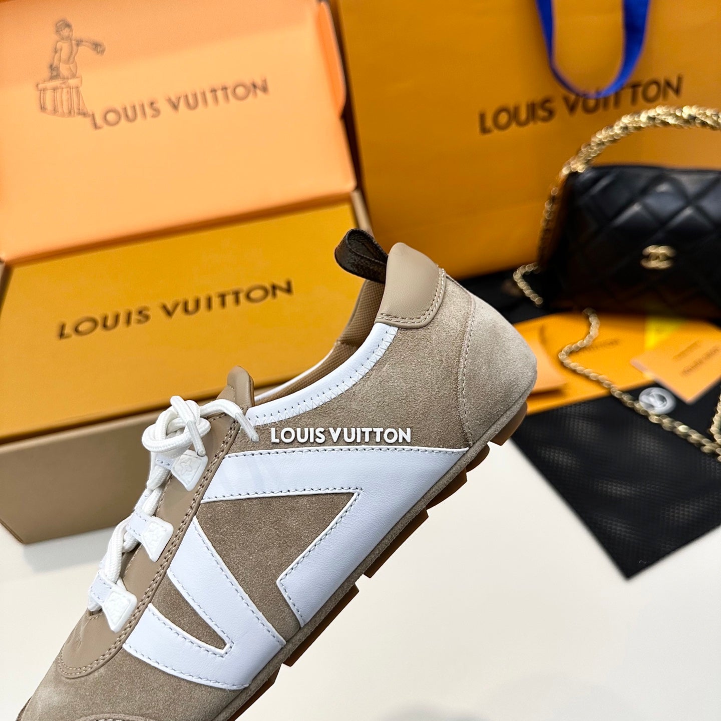 SNEAKERINA TRAINERS IN BROWN AND WHITE SUEDE、mysite、Cacoeks